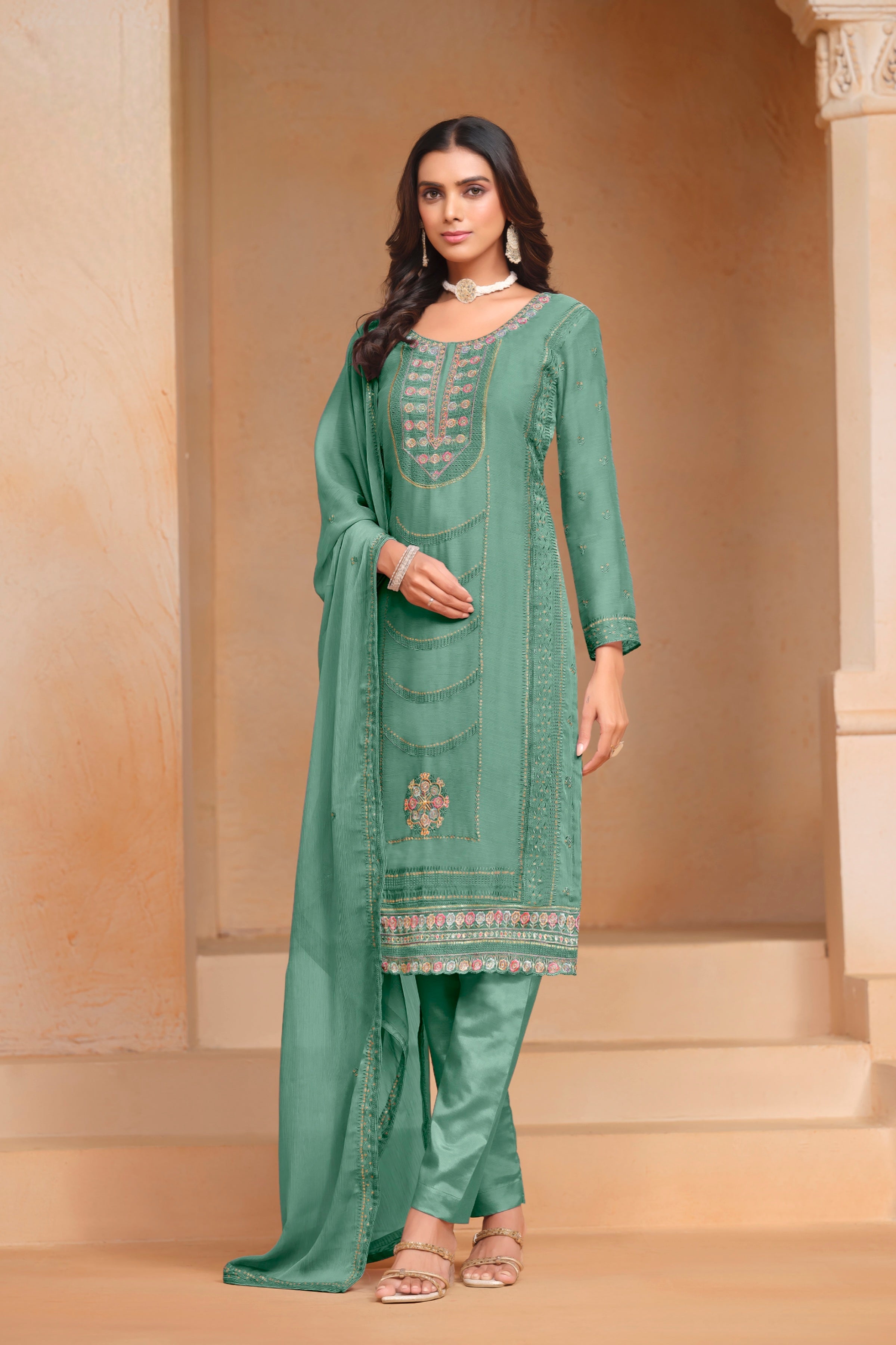 Zehra Chiffon Bloom Pakistani Suit EAPK0070