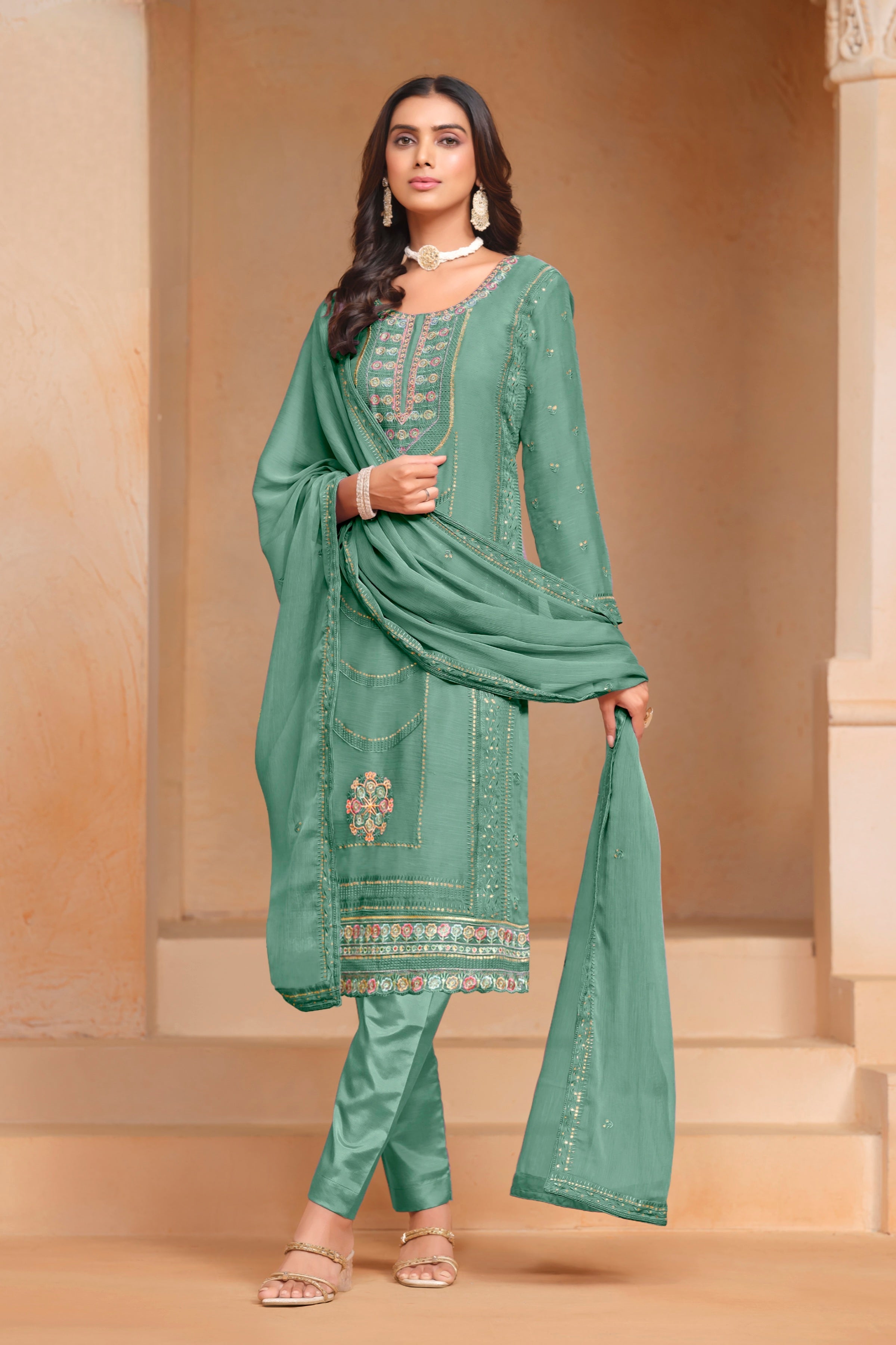 Zehra Chiffon Bloom Pakistani Suit EAPK0070