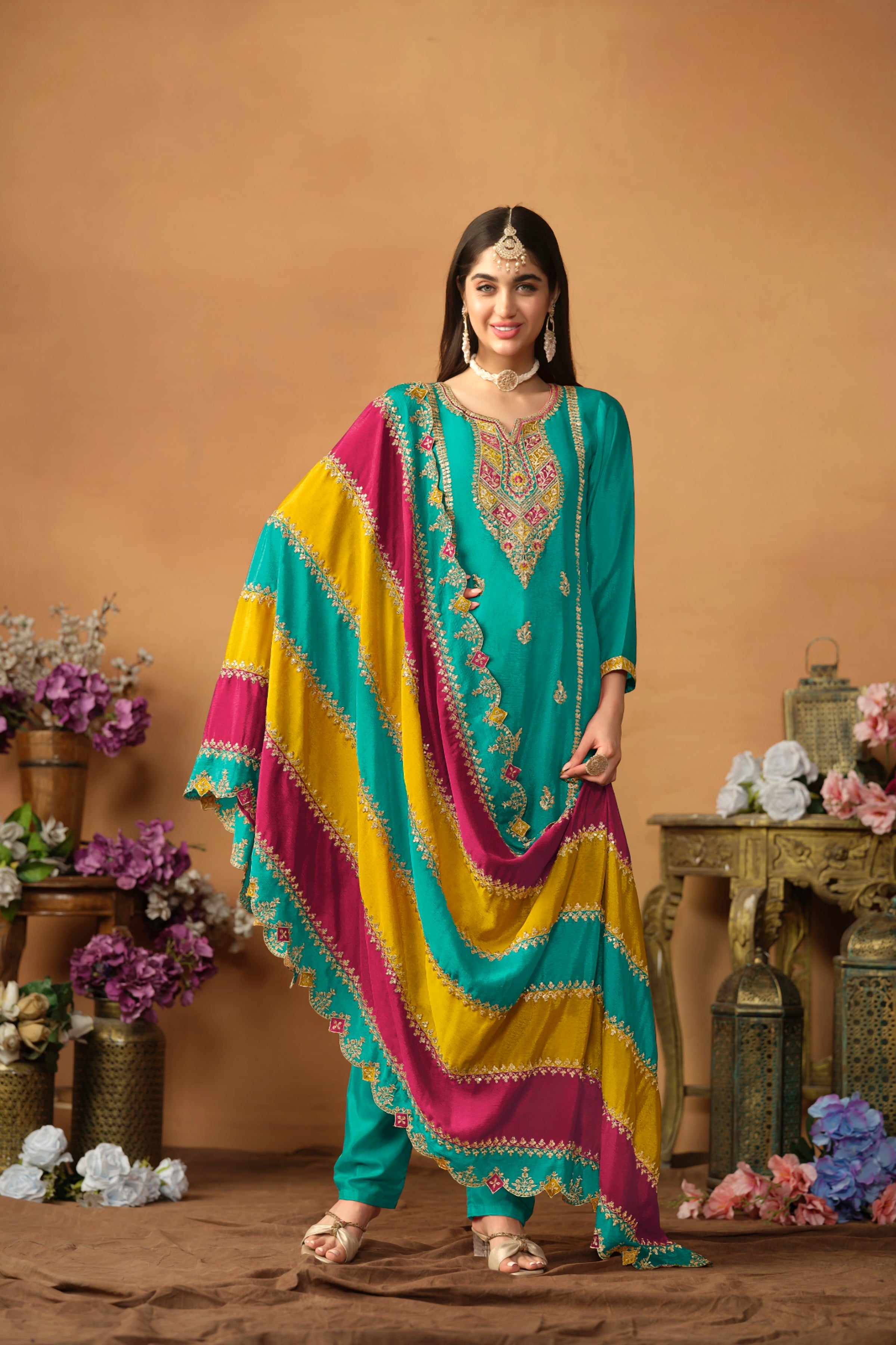 CHINON SILK DESIGNER SUIT EAST0022