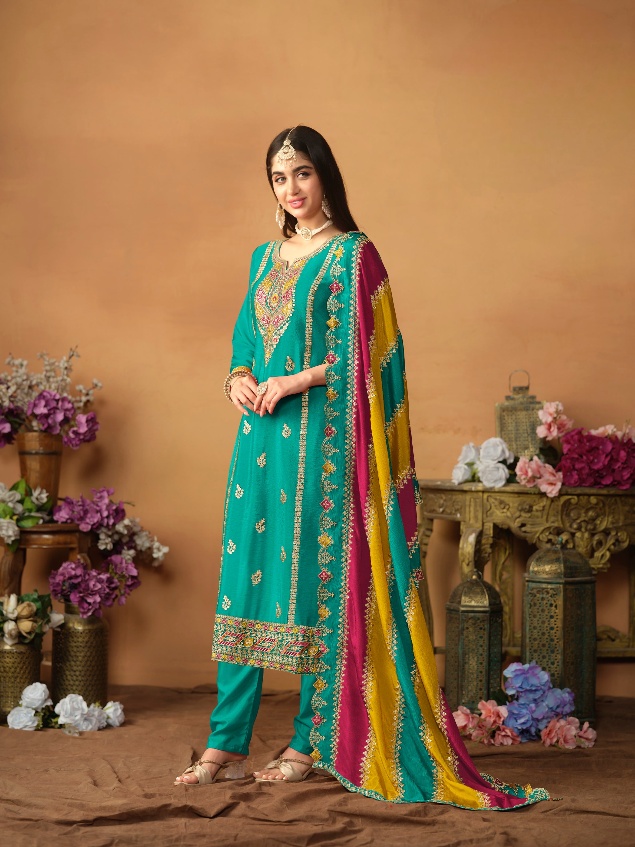 CHINON SILK DESIGNER SUIT EAST0022