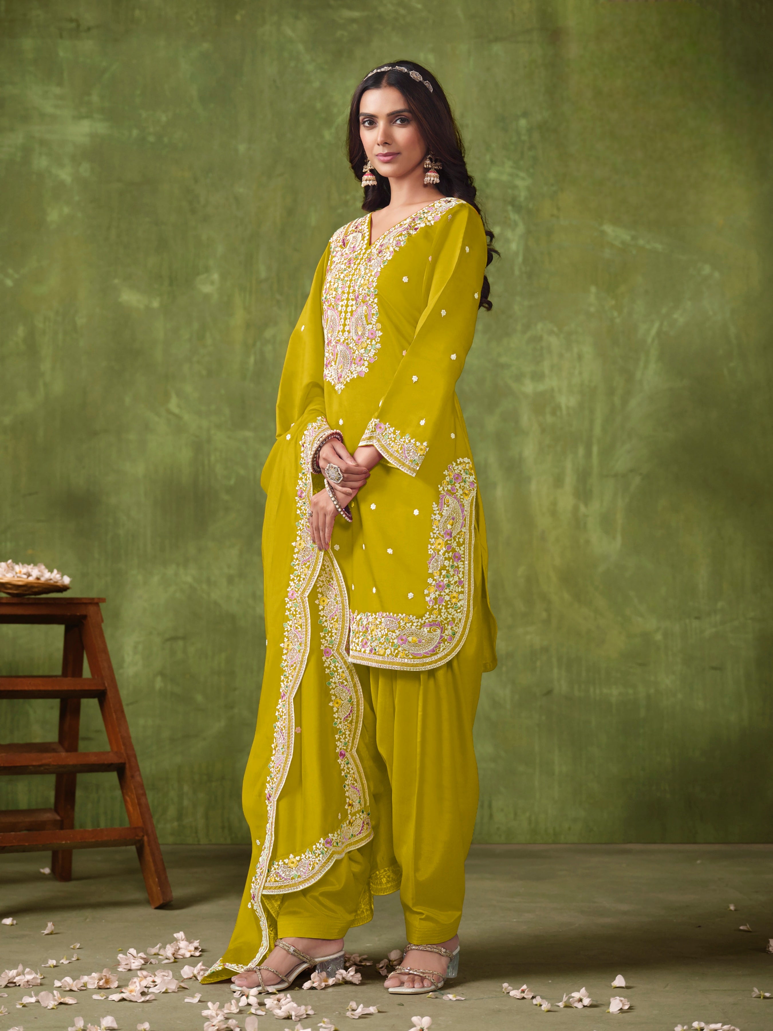 Roman Silk Suit Set for Women EAST0019