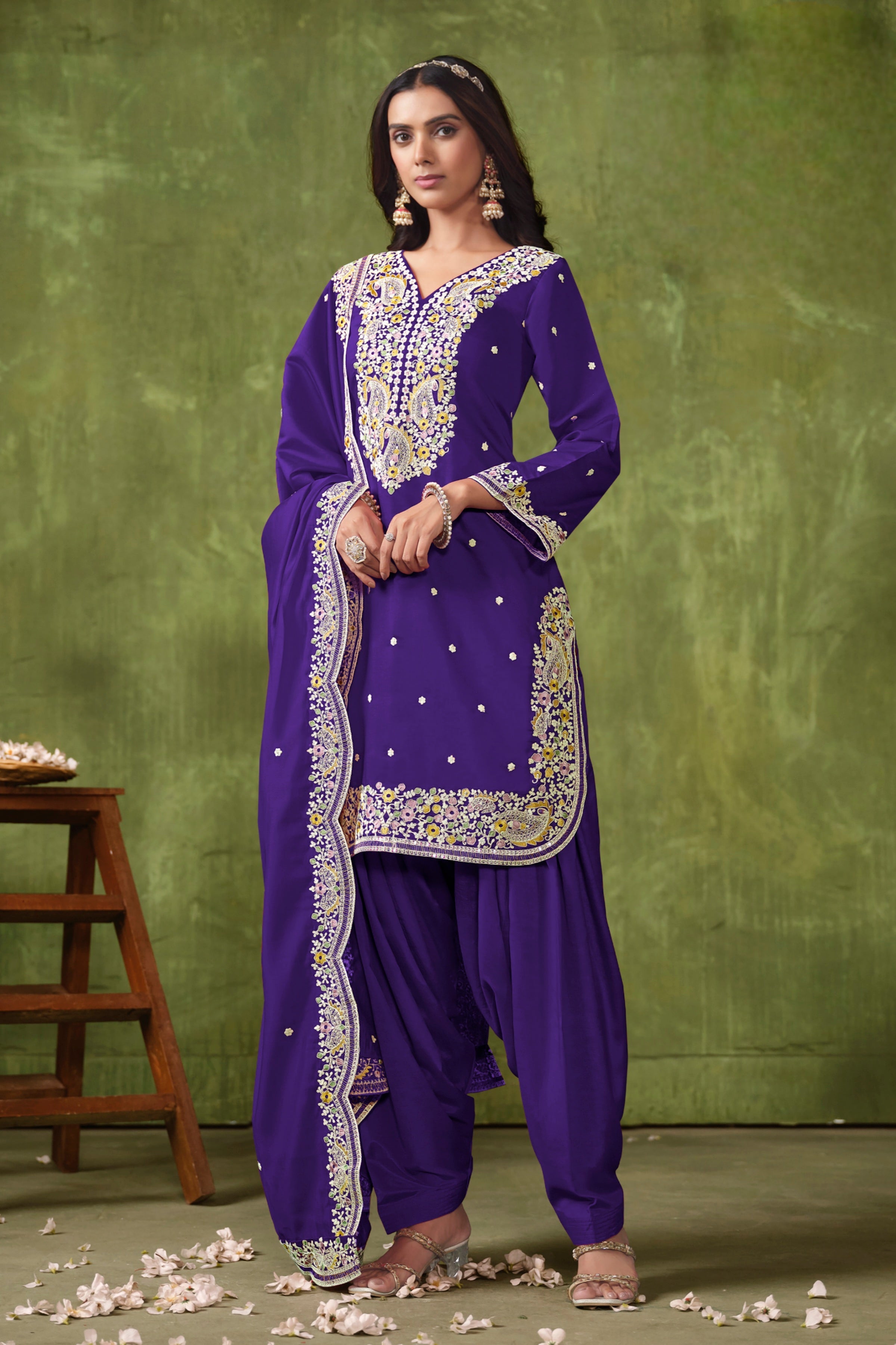 Roman Silk Suit Set for Women EAST0019