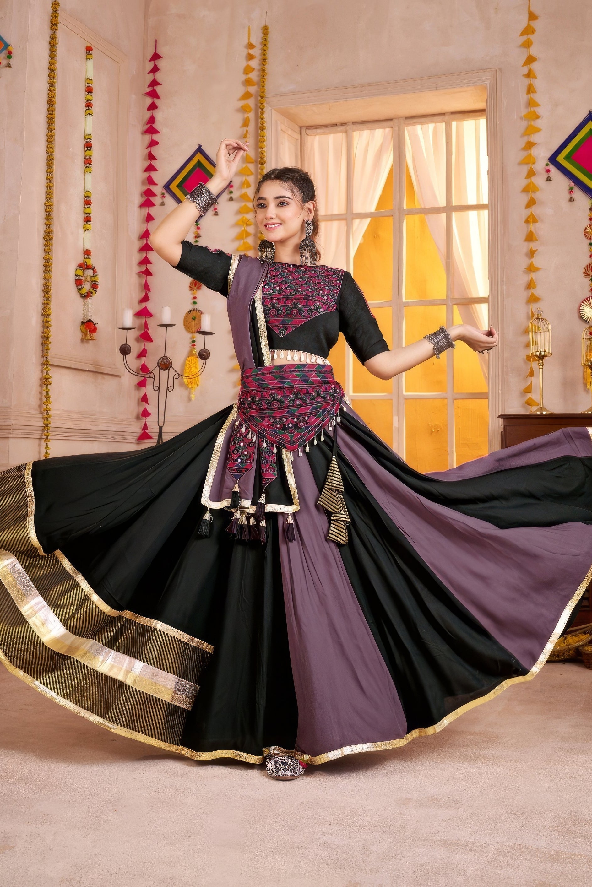 Raasmohini Lehenga Set NV0018