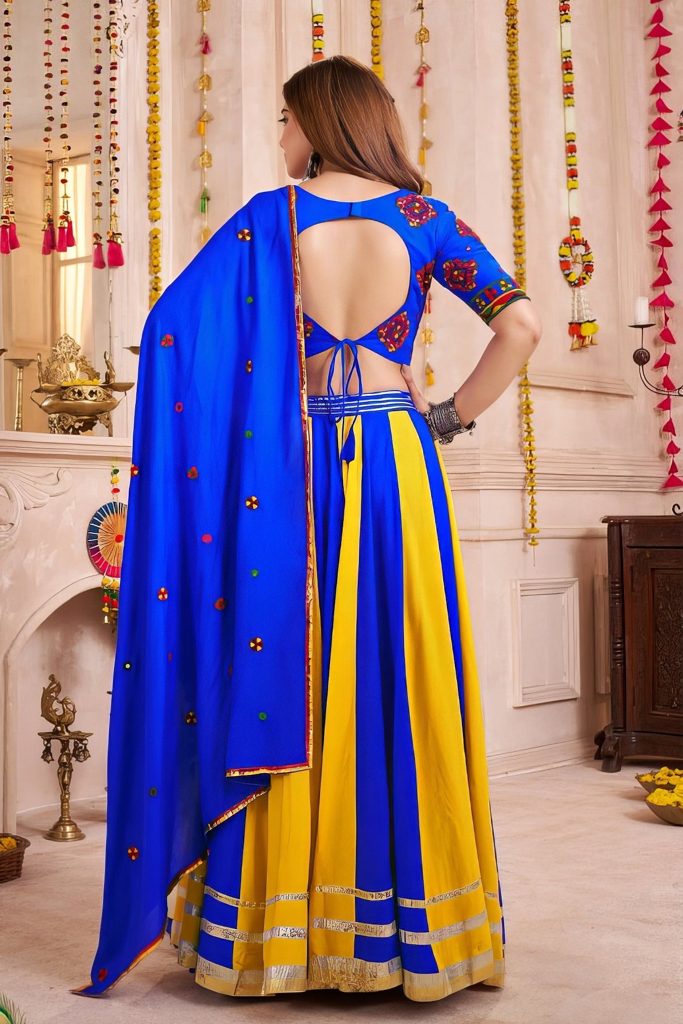 Raasratna Lehenga Set NV0008
