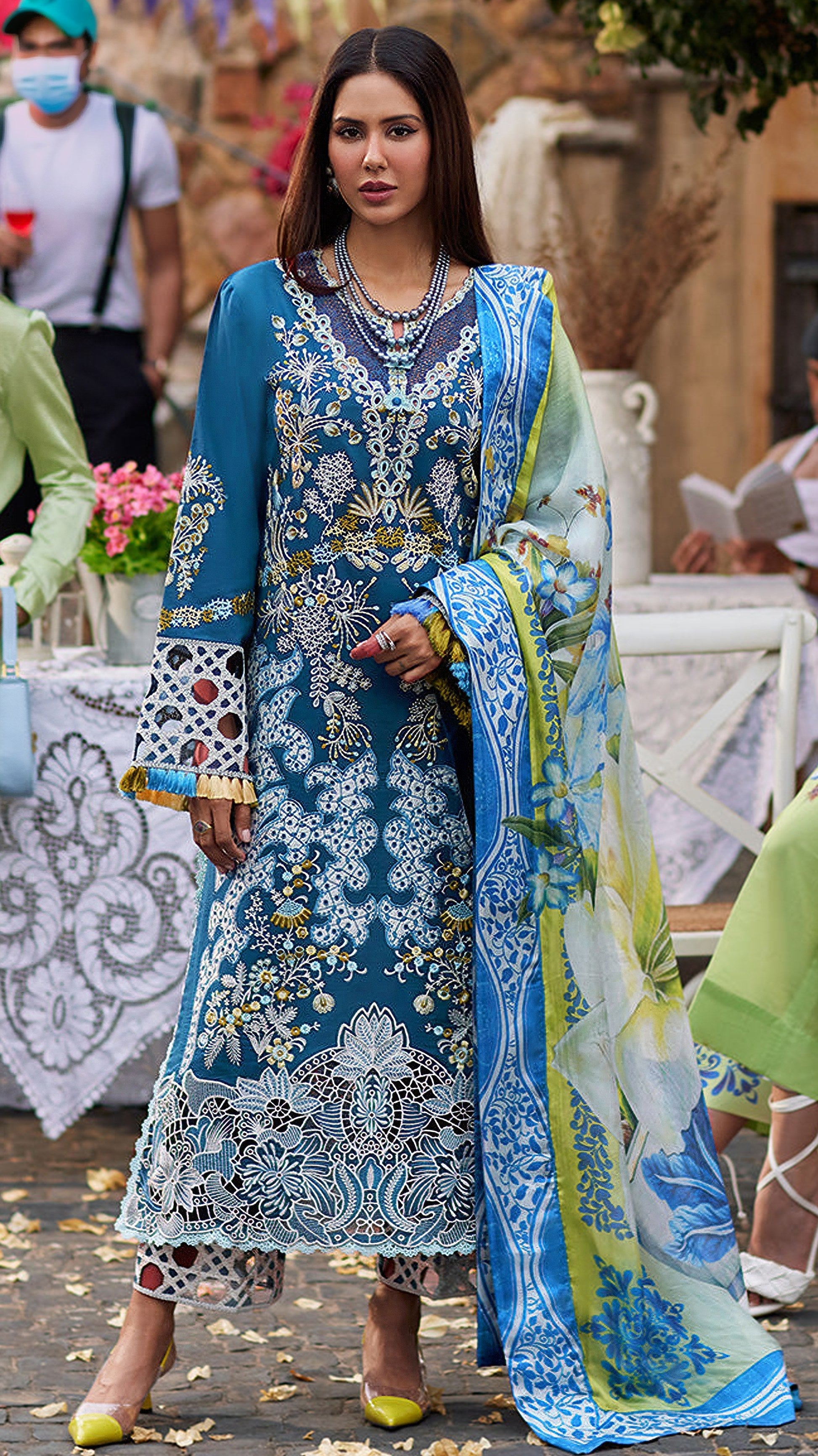 Brownic Grace Embroidered Pakistani suit LXPK0015
