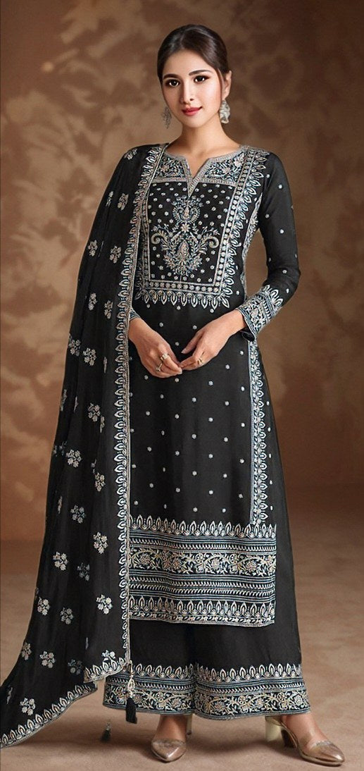 Chinon Charm Luxury Suit LXST0036