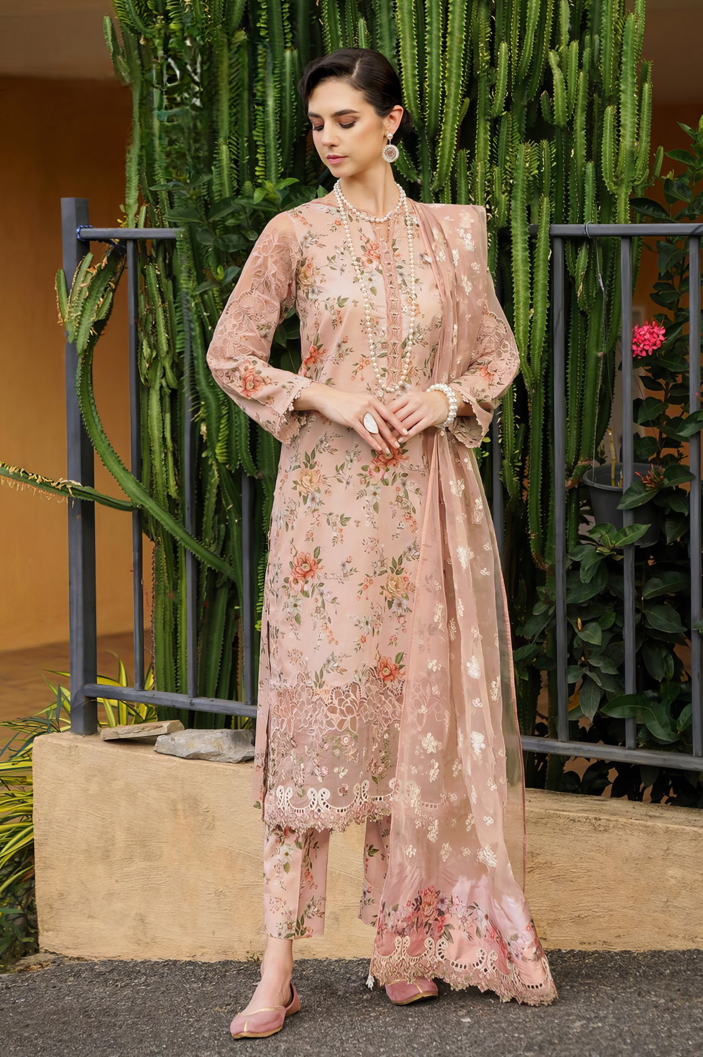 Gulnoor Pastel Luxury Suit LXST0026