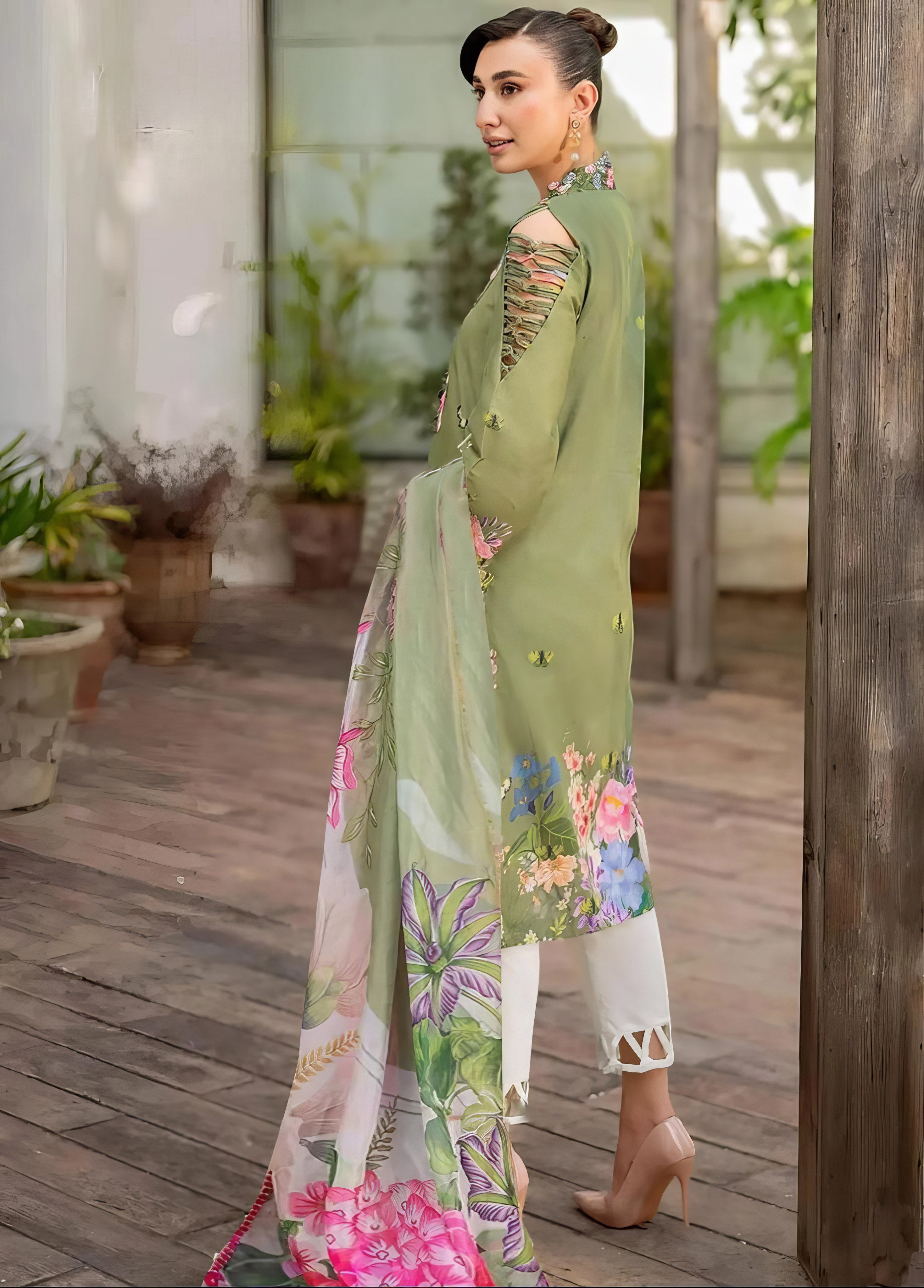 Gulzaar Olive Luxury Suit LXST0044