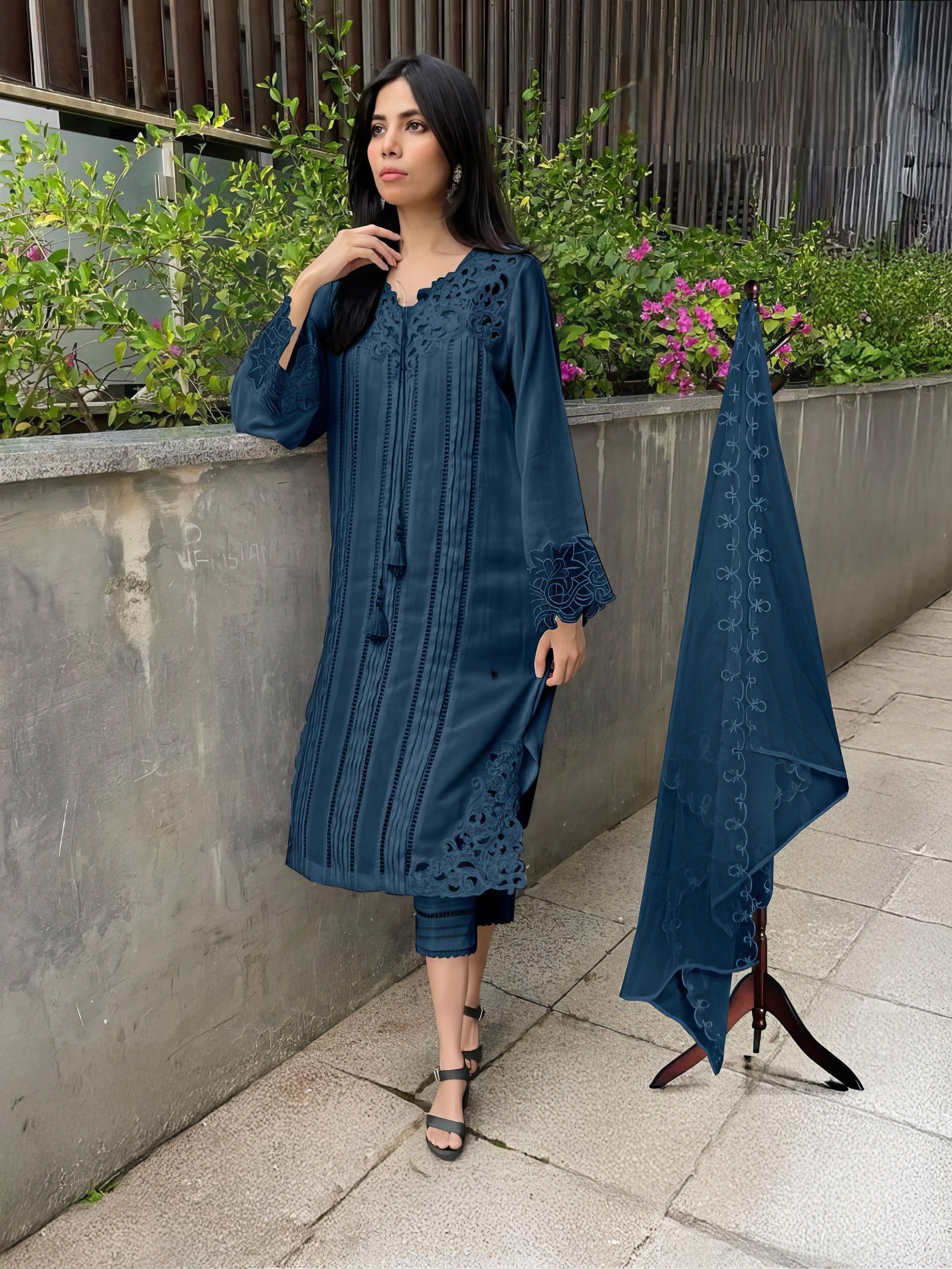 Zyla Embroidery Pakistani Suit LXPK0048