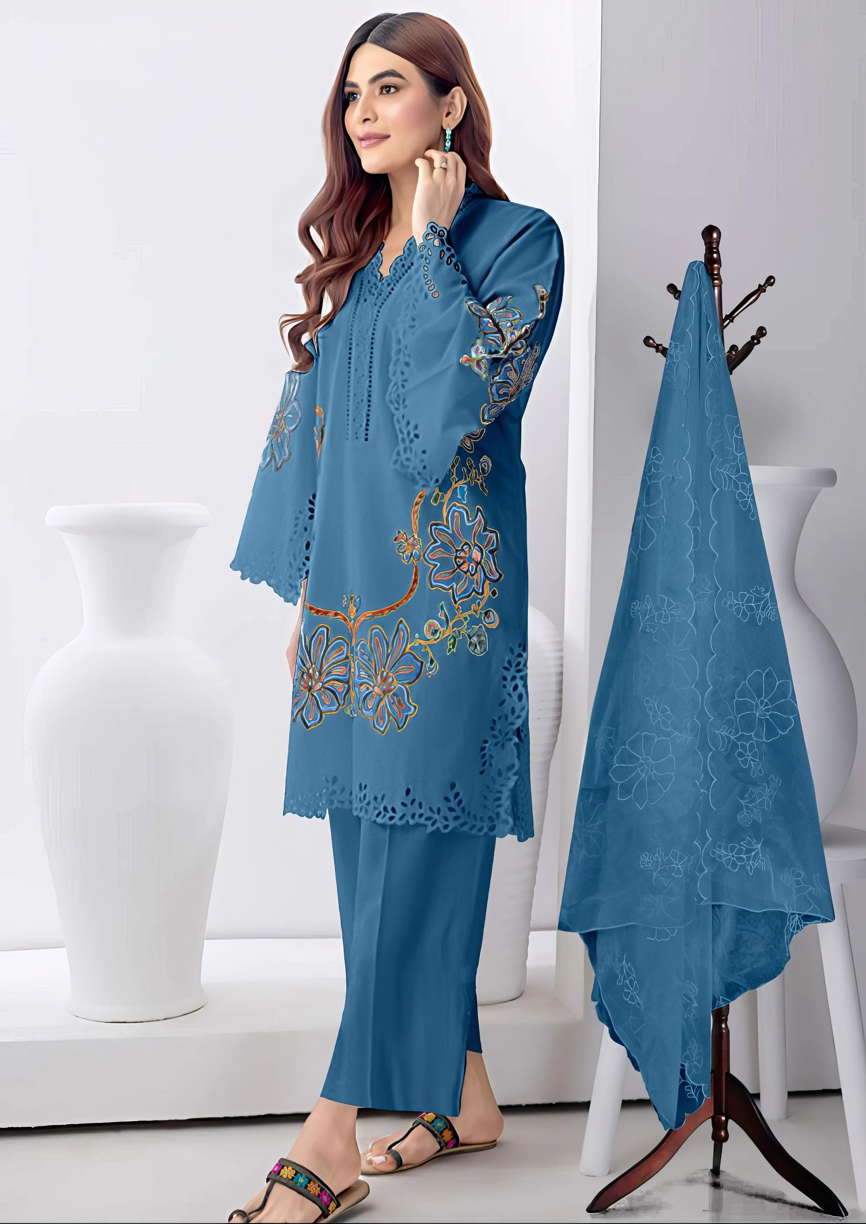 Graceful Floral Beauty Pakistani Suit LXPK0054