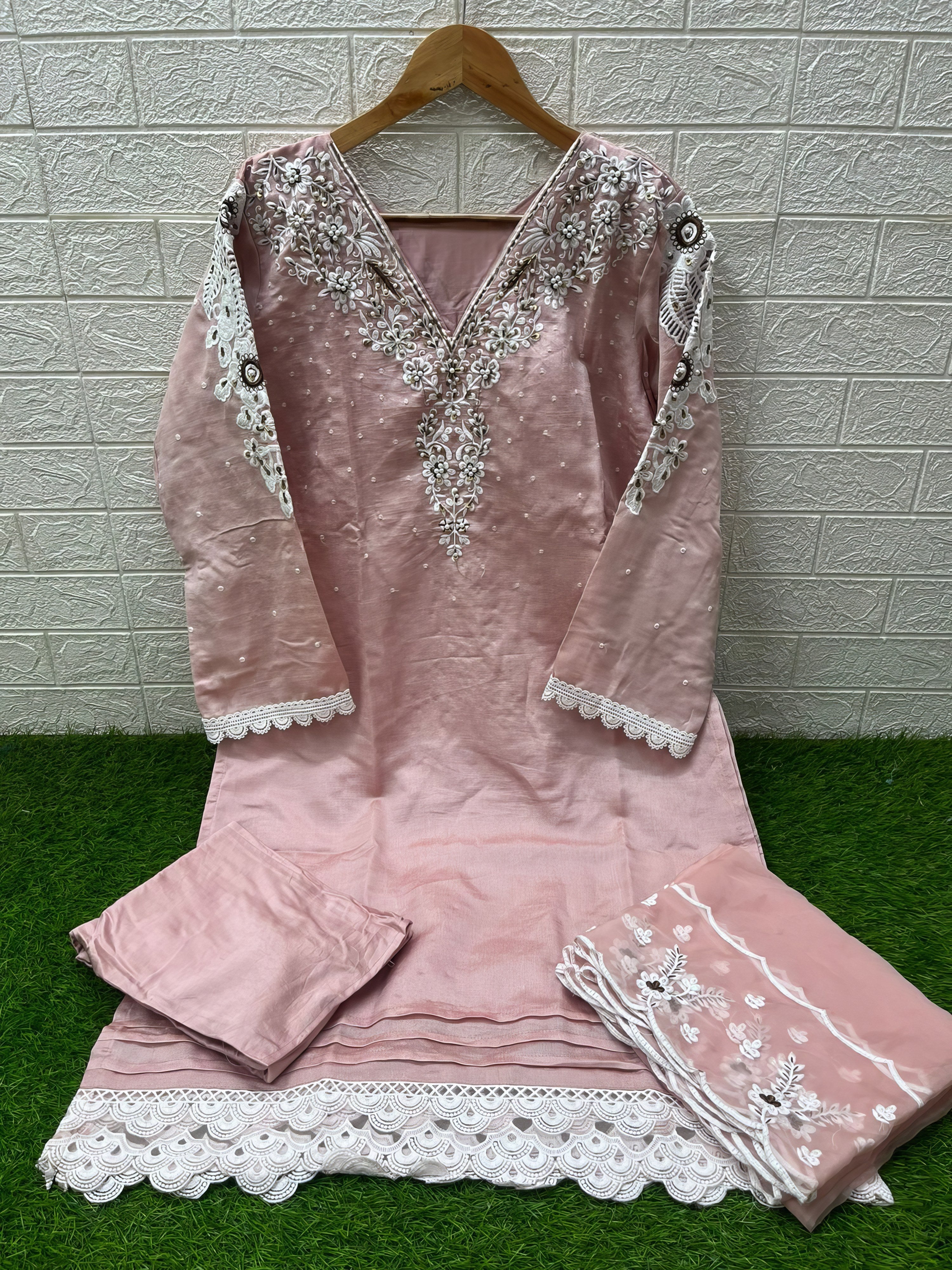 Roselle Charm Pakistani Suit LXPK0057