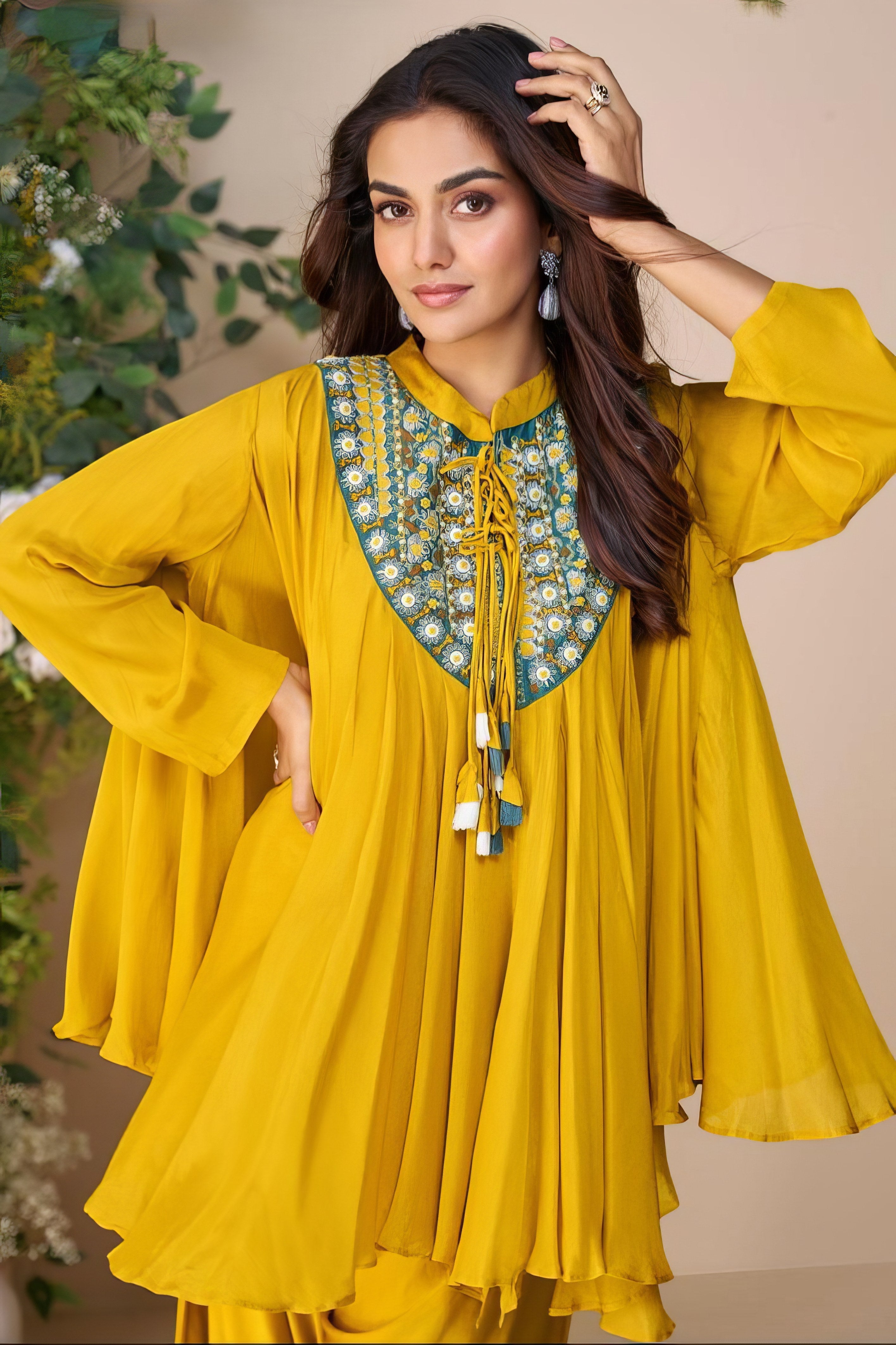 Zarnoor Poncho Sharara Set LXSR0073