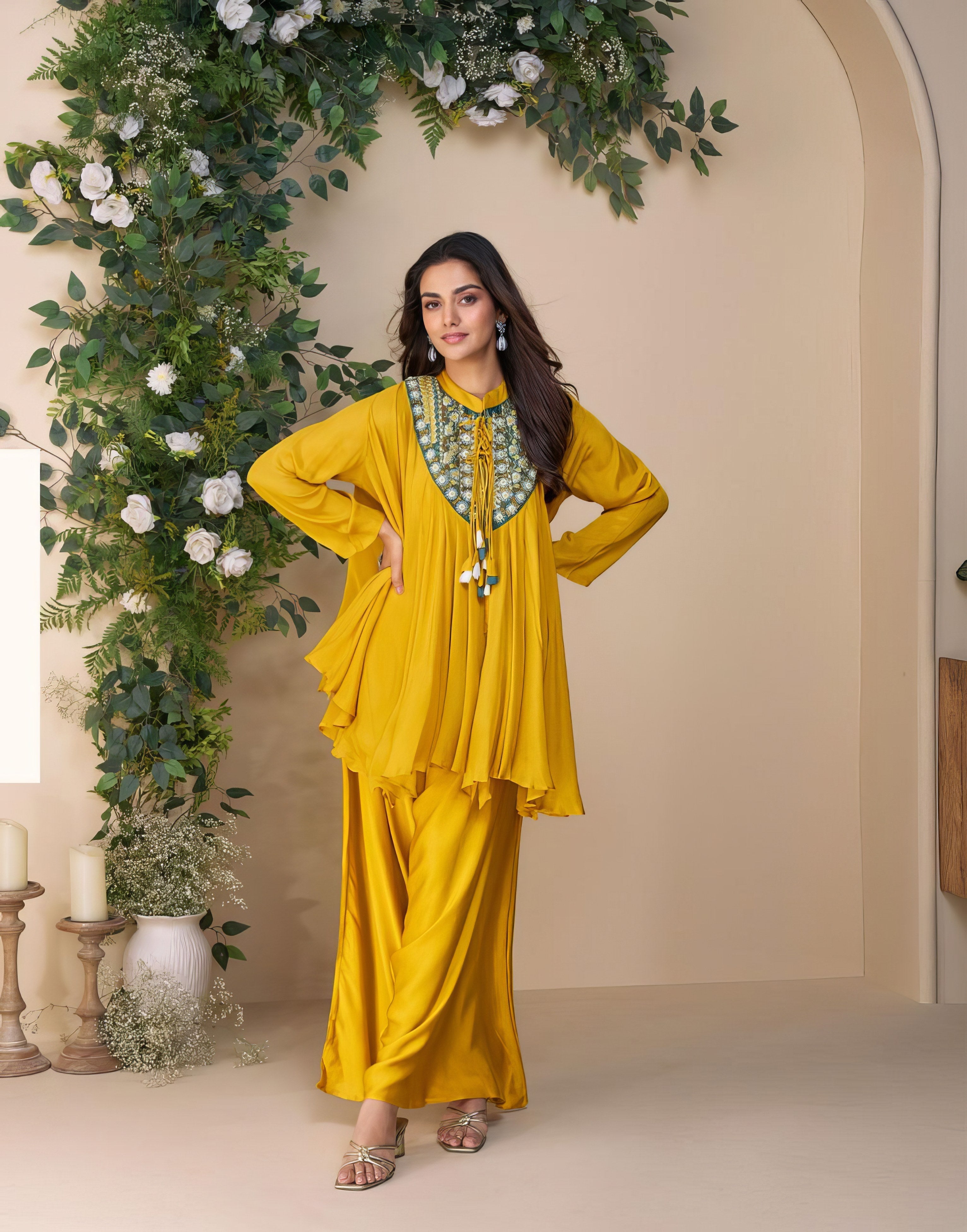 Zarnoor Poncho Sharara Set LXSR0073