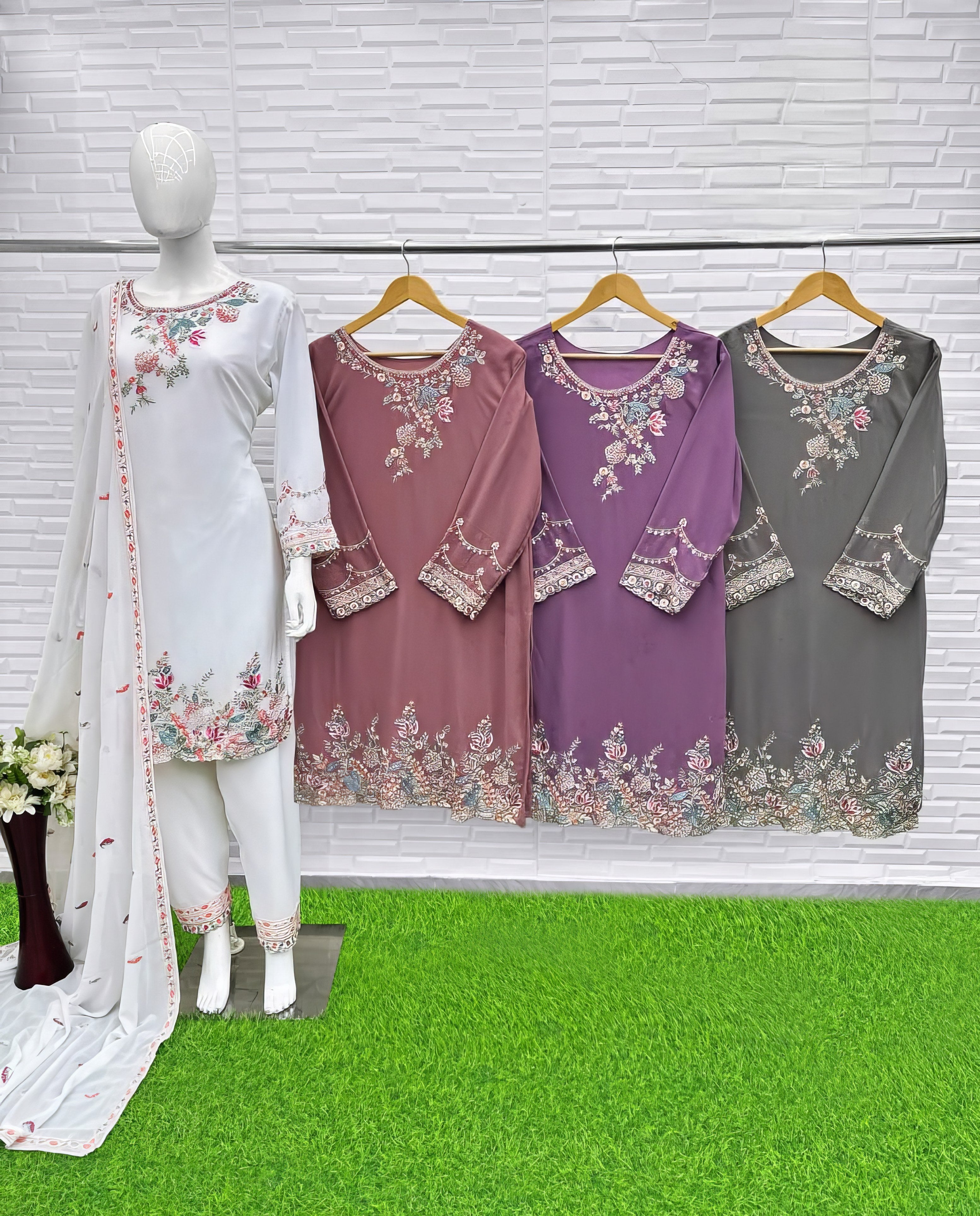 Sunehri Ruh Suit EAST0039