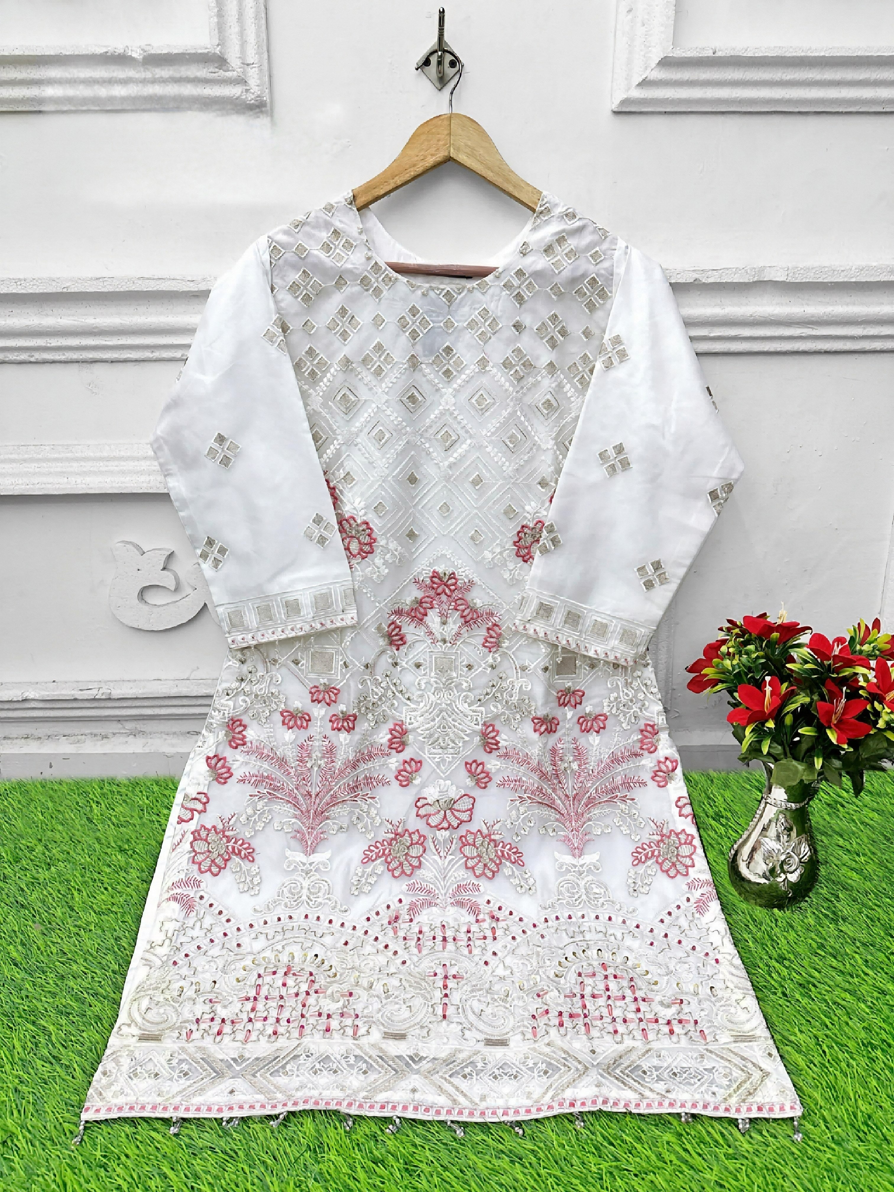 Organza Aura Se PAKISTANI SUIT LXPK0041