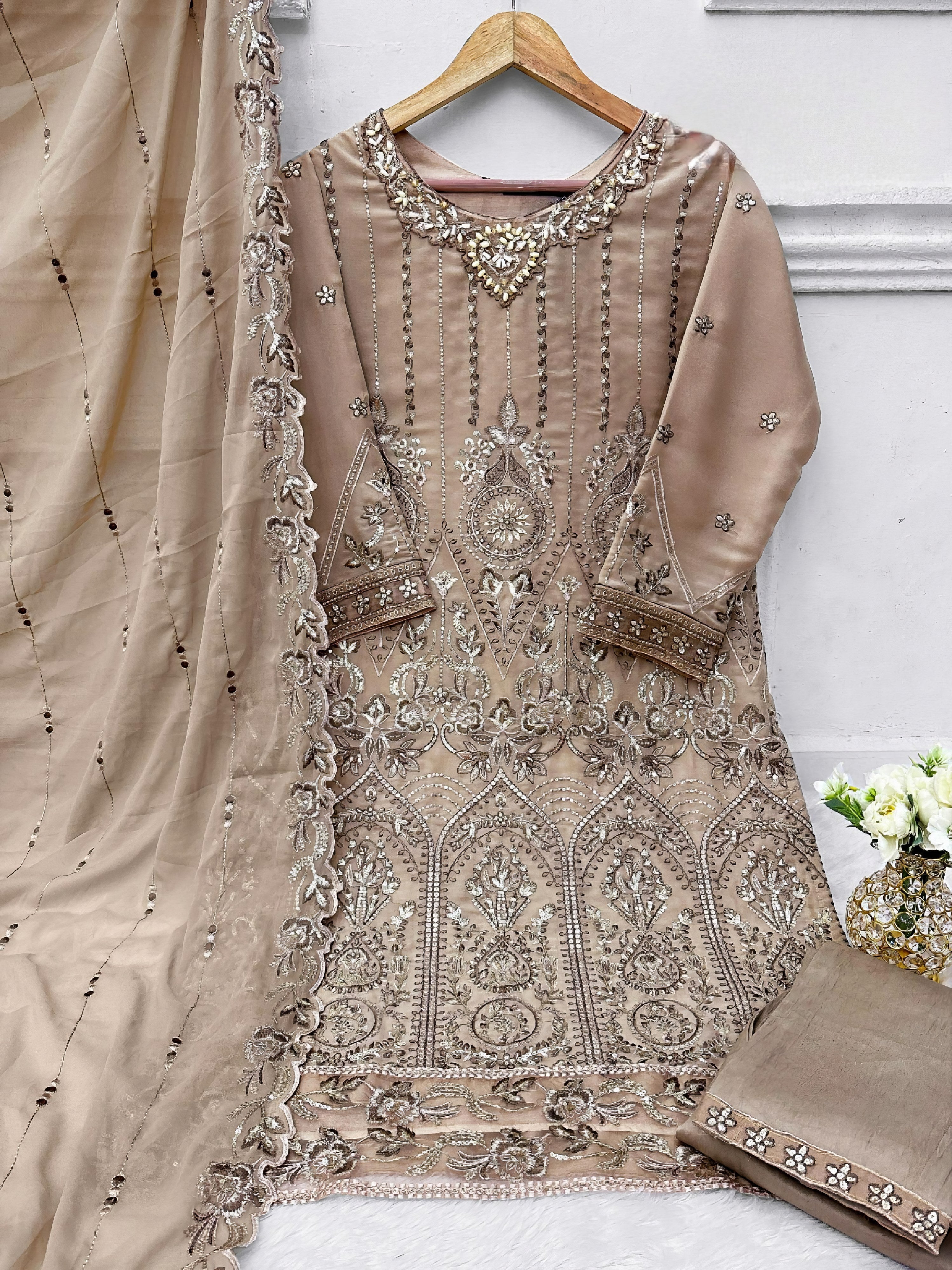 Meheran Luxe Pakistan Suit LXPK0046
