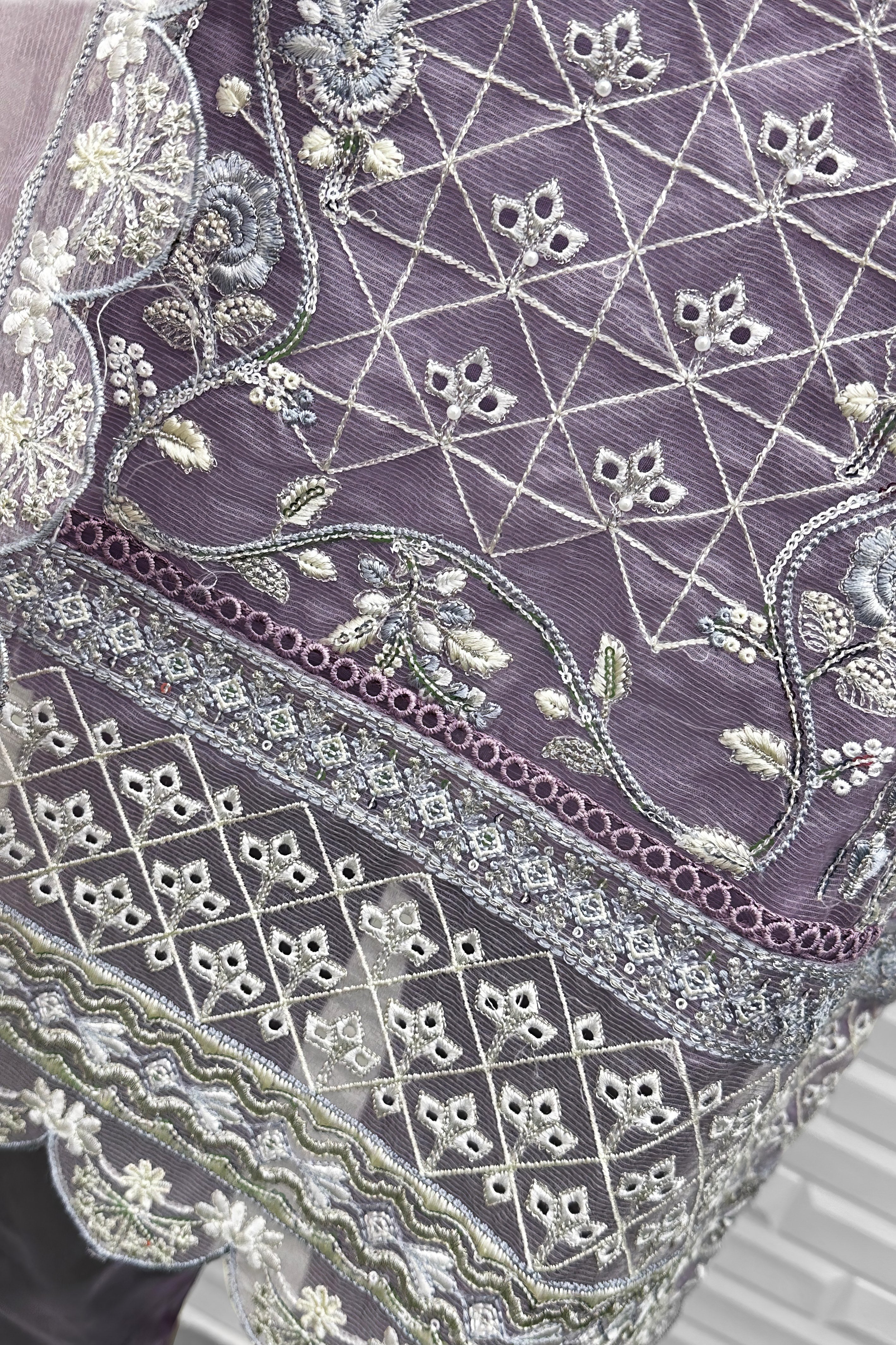 Ethereal Thread Bloom Pakistani Suit LXPK0052