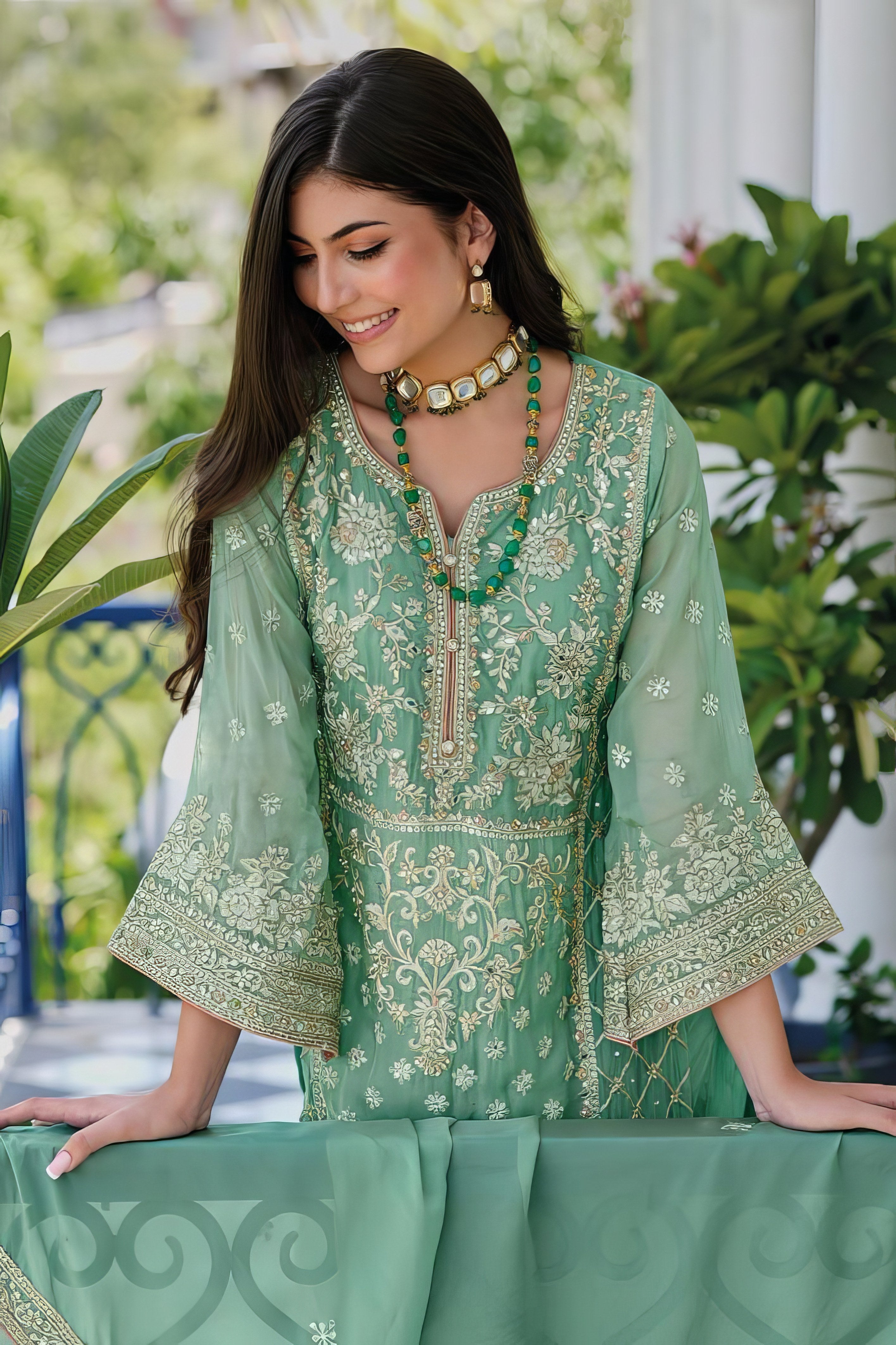 Floral Design Pakistani Suit LXPK0087
