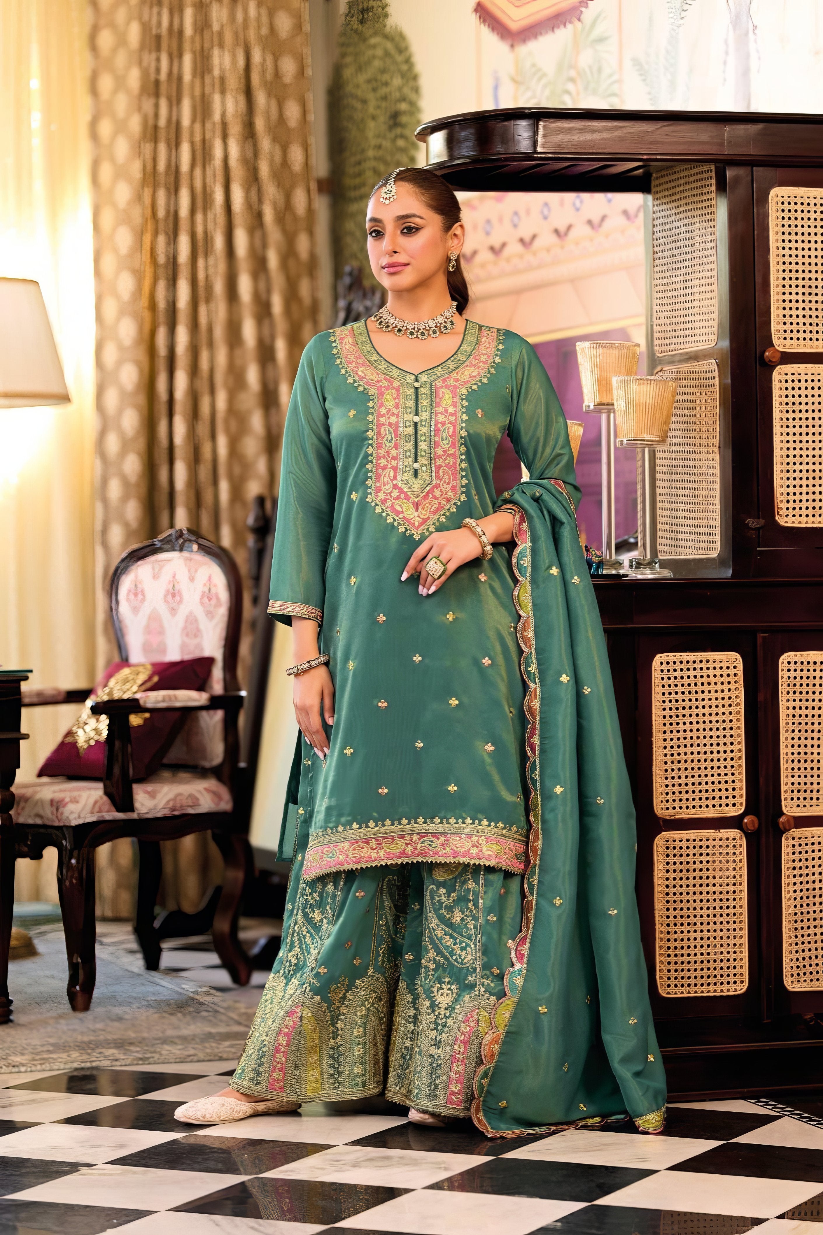 Chinoraah Royal Sharara Set LXSR0111