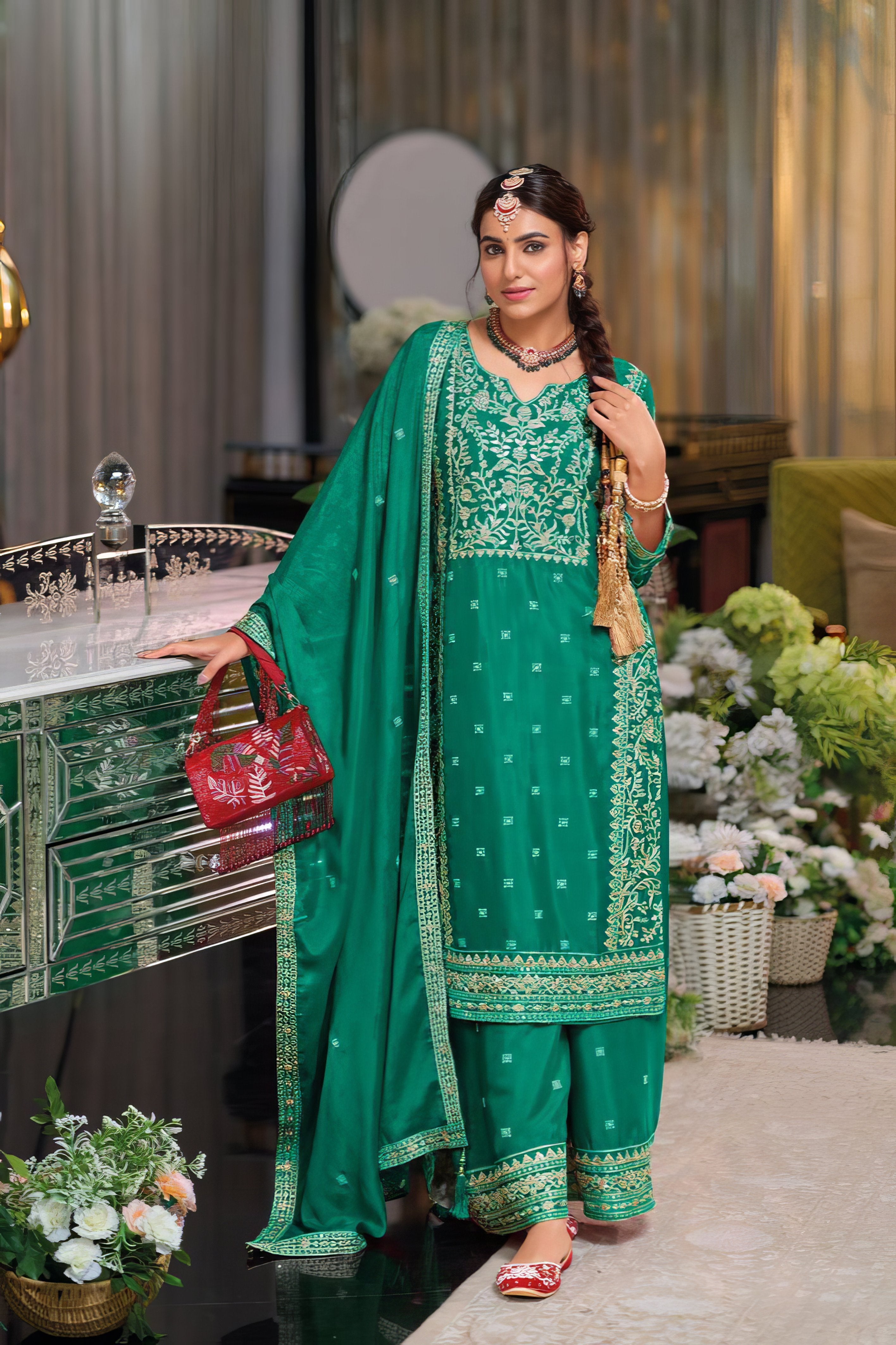Amaayra Collection Luxury Suit LXST0072