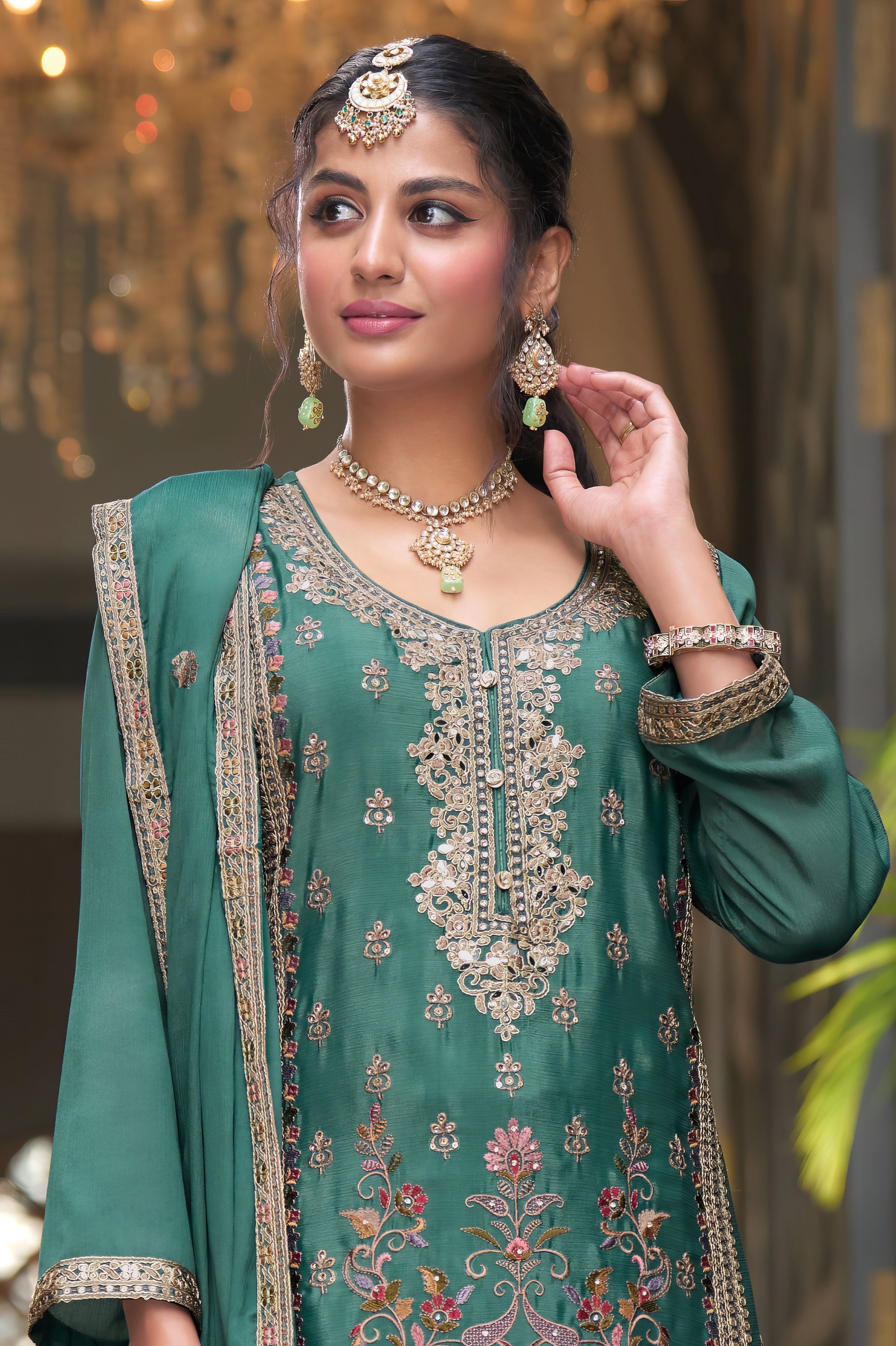 Chinon Charm Pakistani Suit LXPK0095