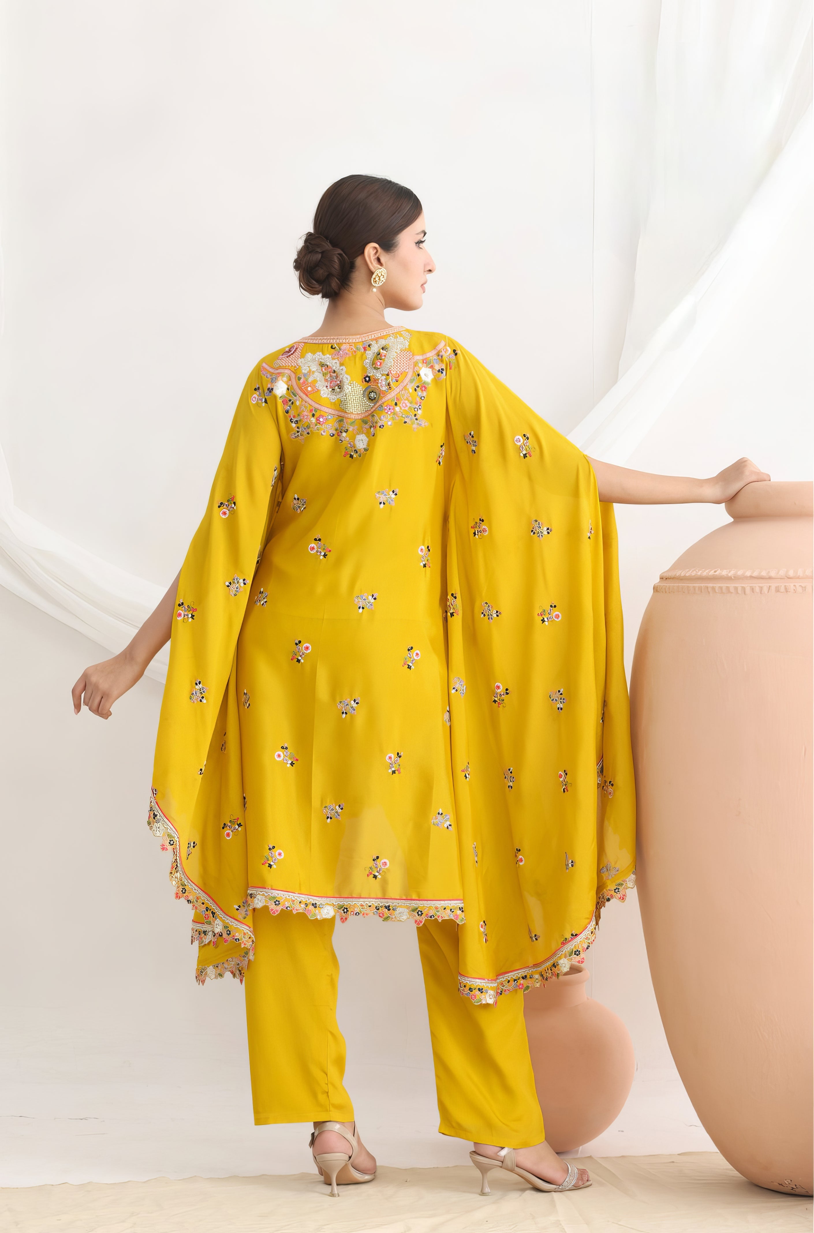 Elegant Flower Embroidery Kaftan LXST0076