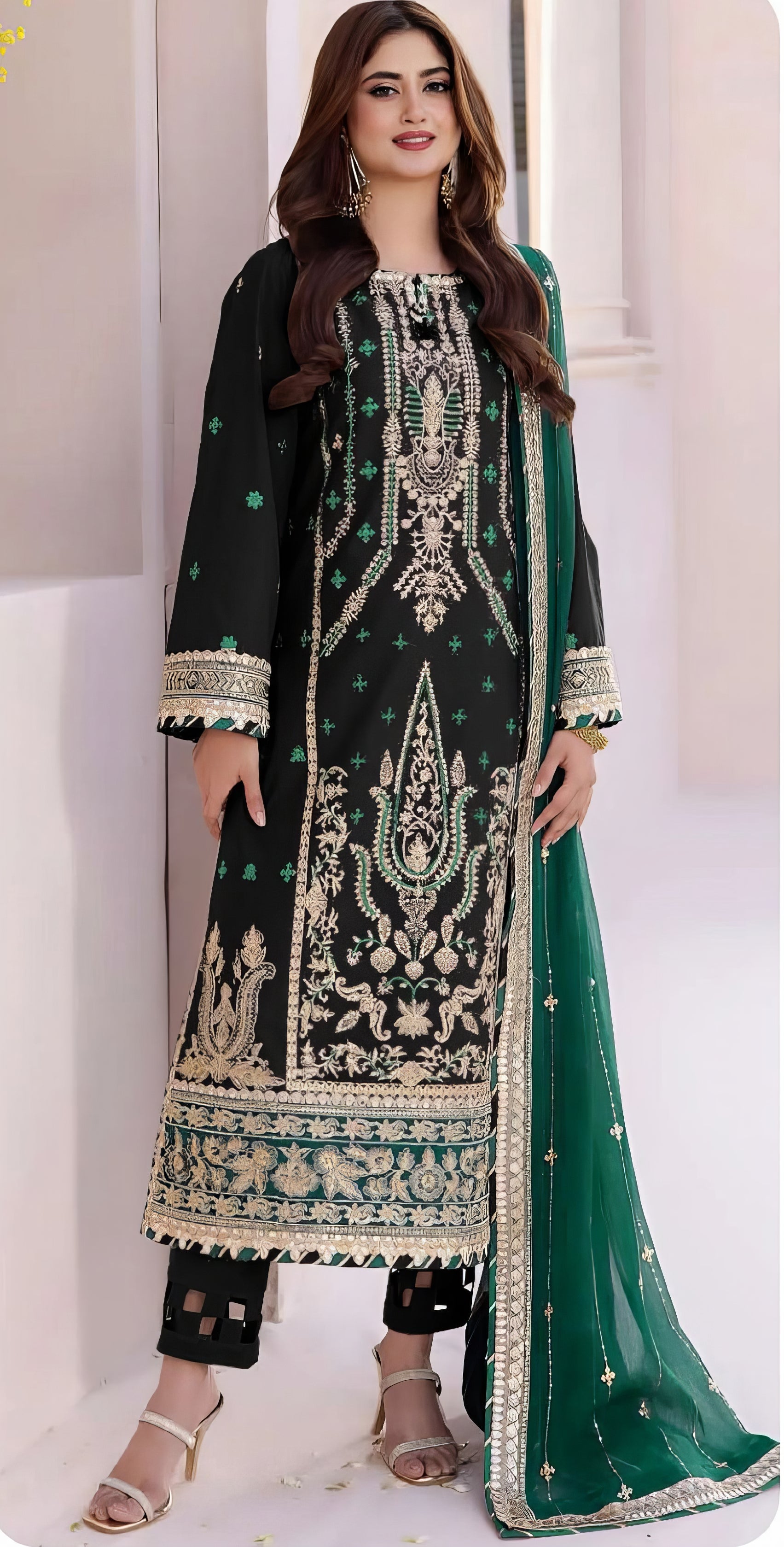 Zariya Luxe Set Pakistani Suit EAPK0088