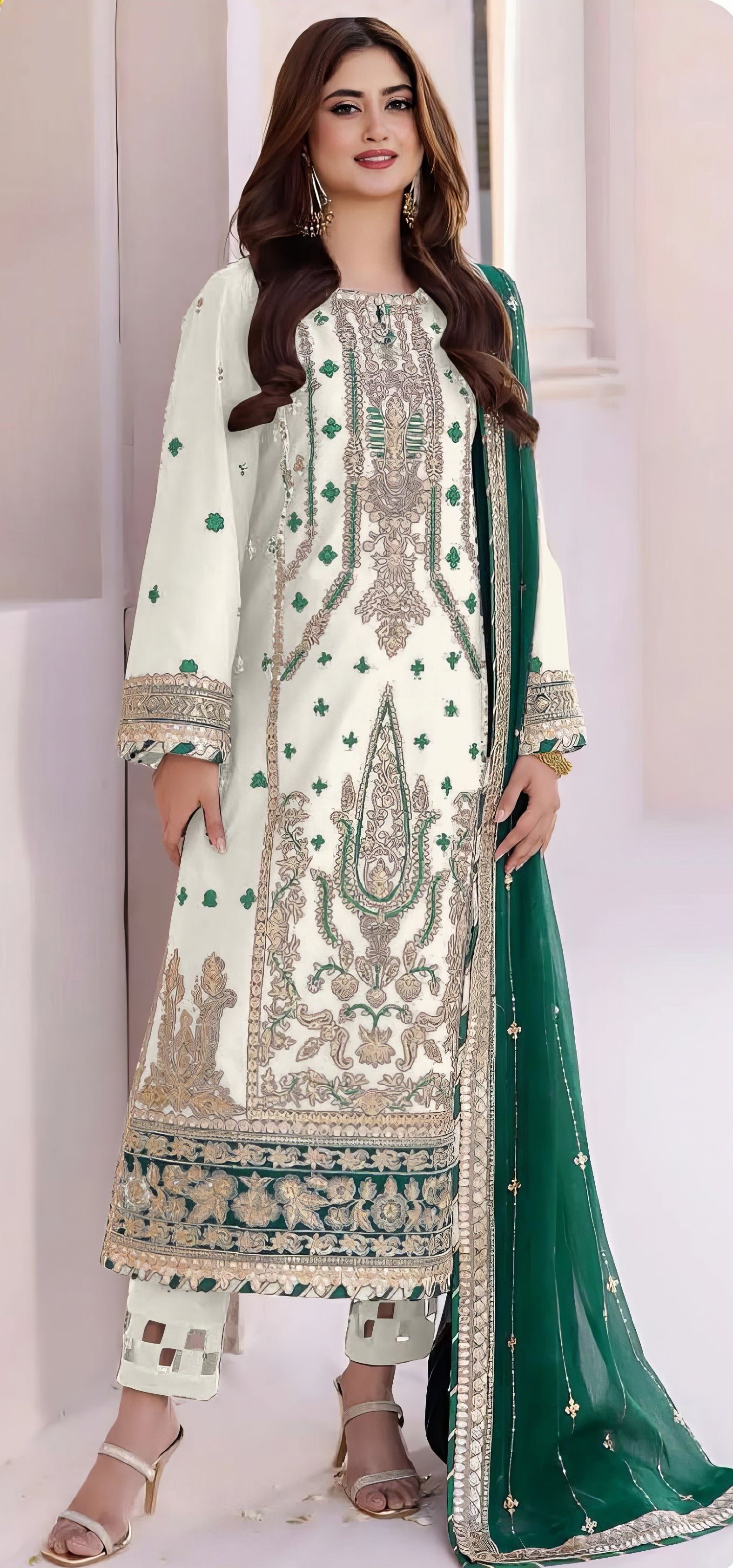 Zariya Luxe Set Pakistani Suit EAPK0088