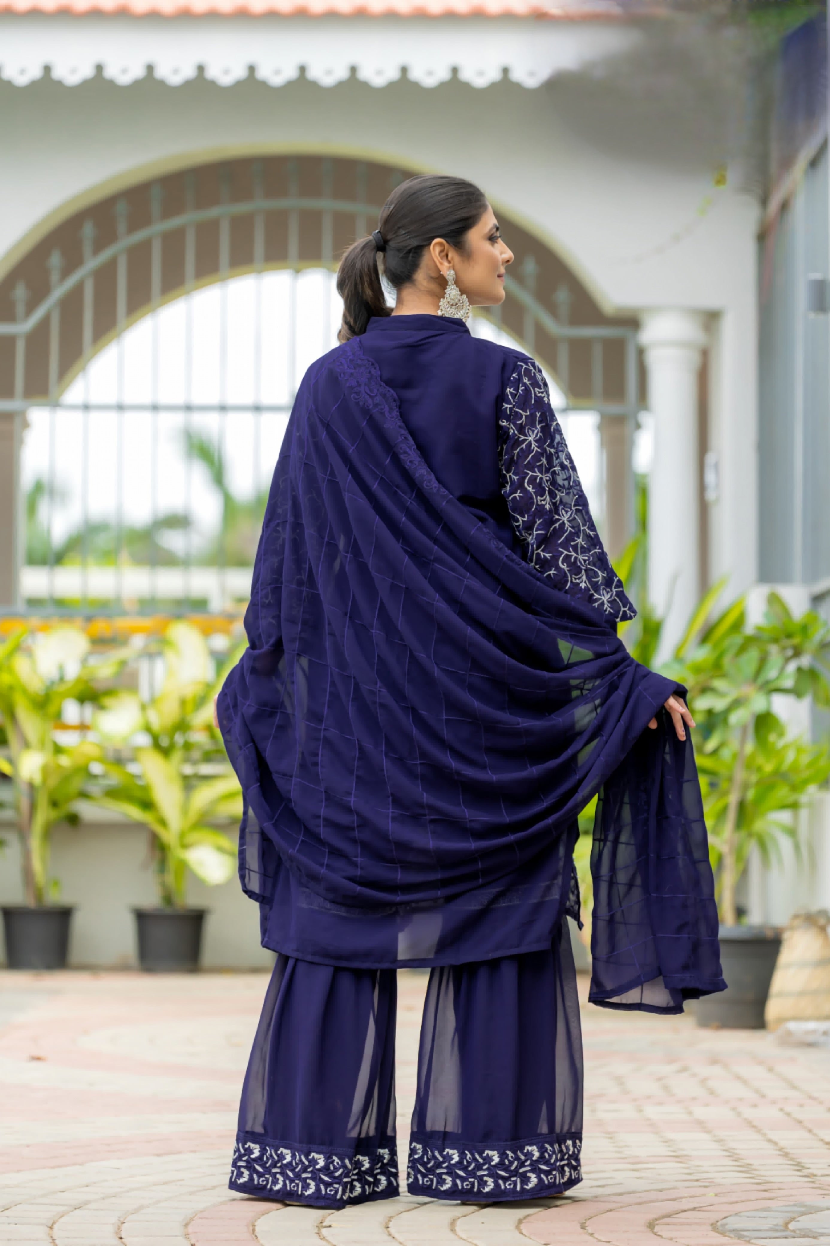 Pakistani Suit with pure Fox fabric LXPK0039