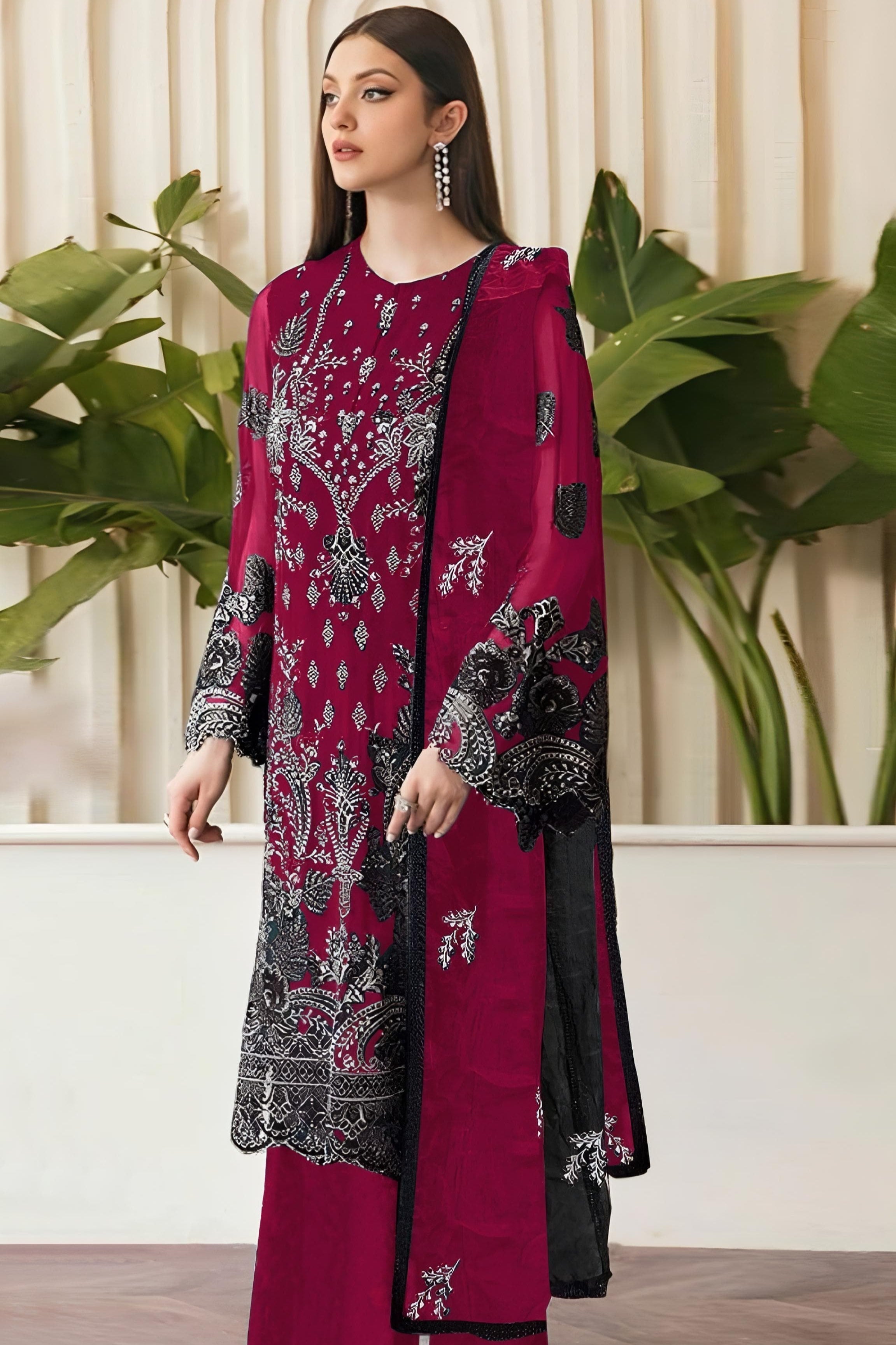 Organza Grace Embroideried Pakistani suit EAPK0013