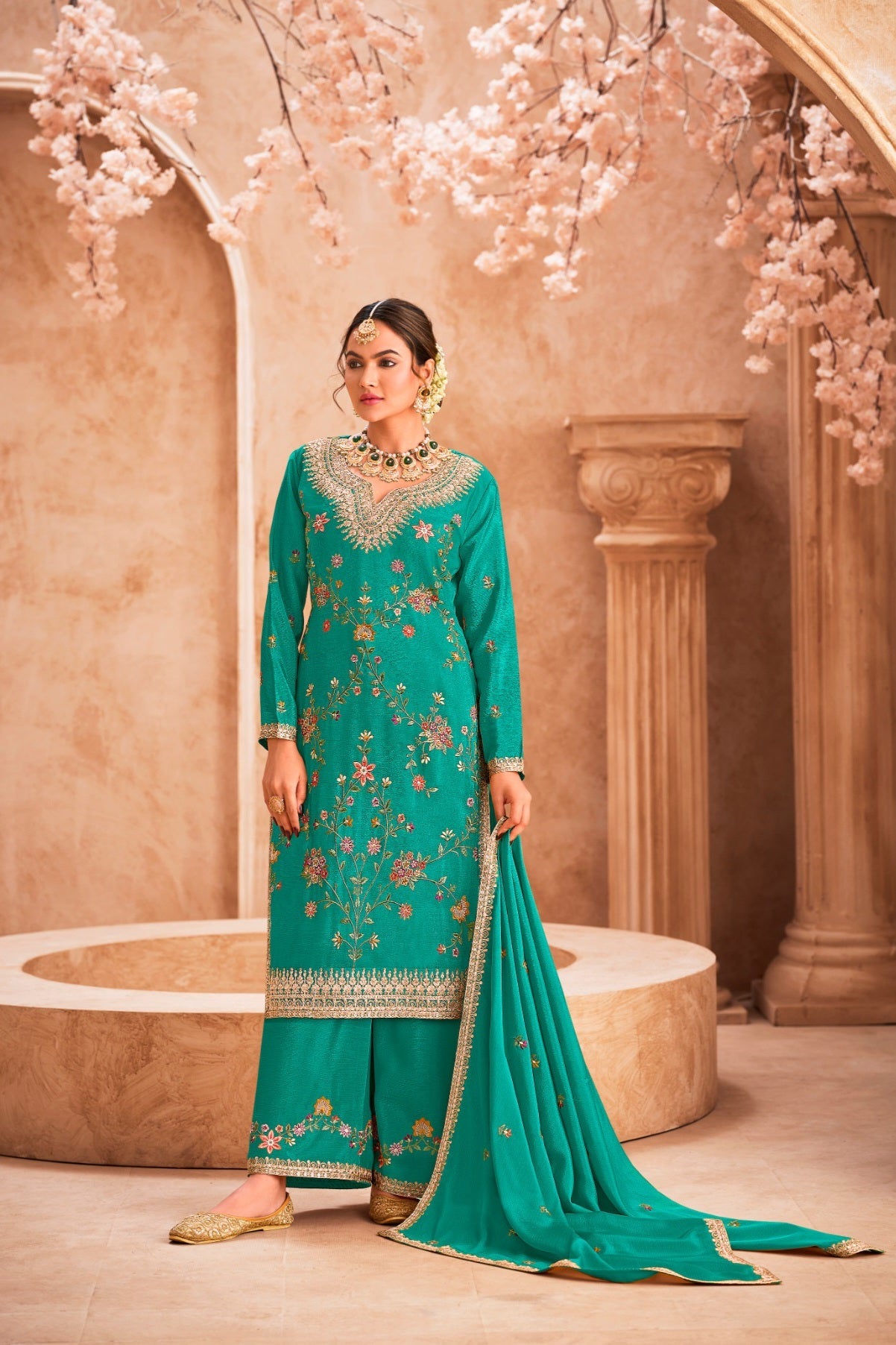 Eira Simar Premium Suit LXST0005