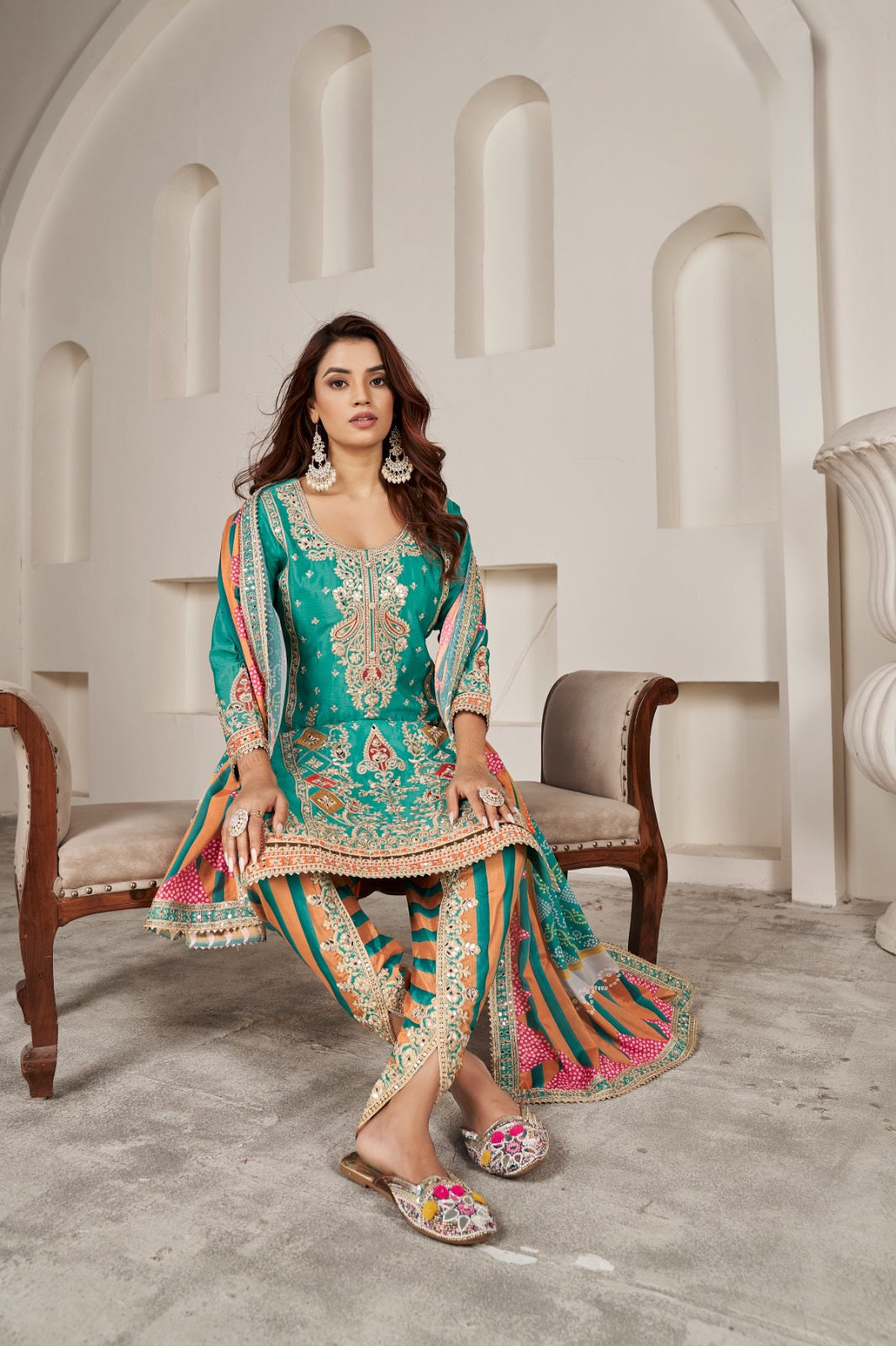 Chinon Charm Luxury Suit LXST0042