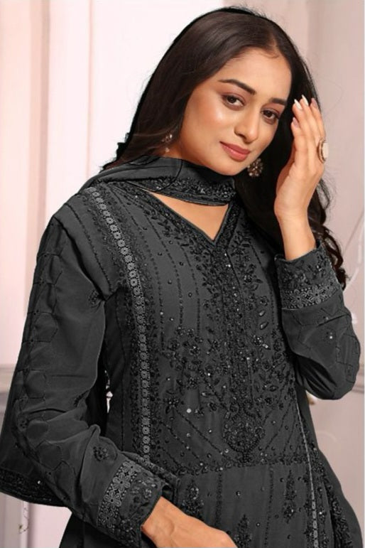 Gleam & Grace Embroidered Suits LXST0021