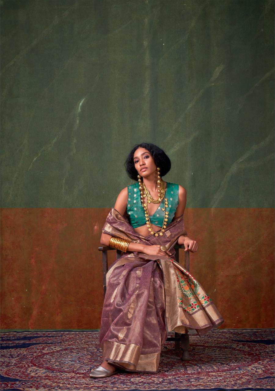 Traditional handloom premium Saree EASE0003