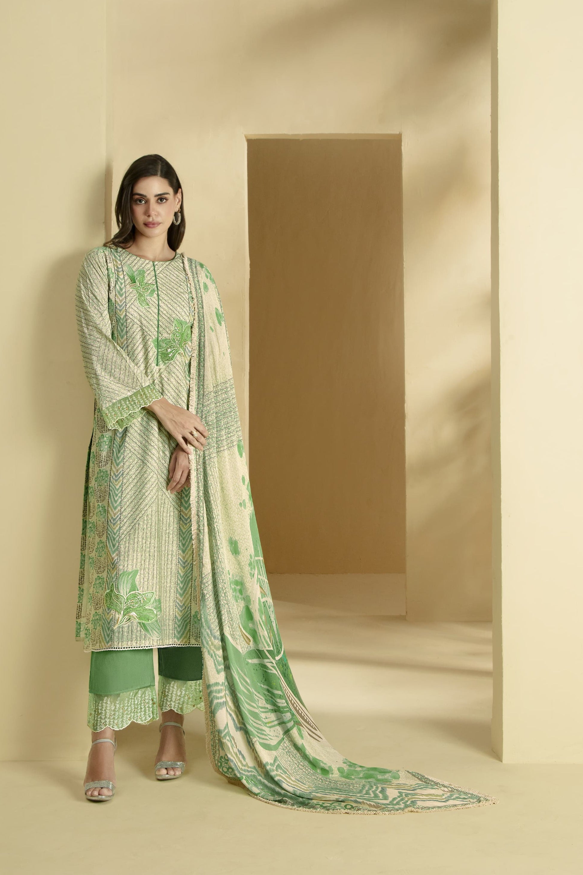 Meherlawn Premium Suit LXST0013