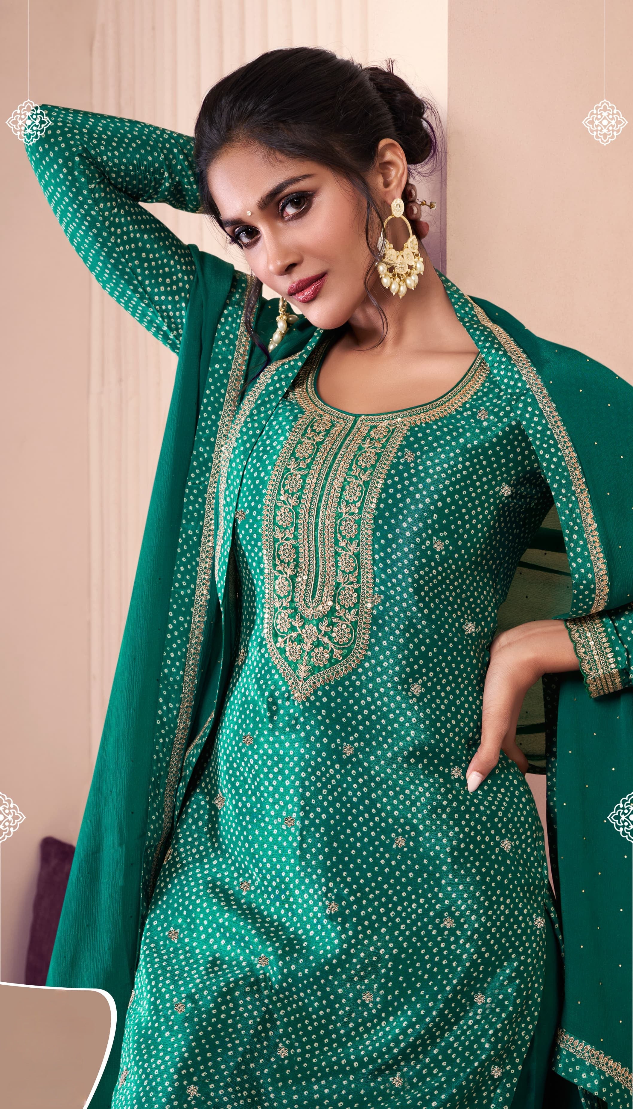 Chinon Charm Premium Suit LXST0015