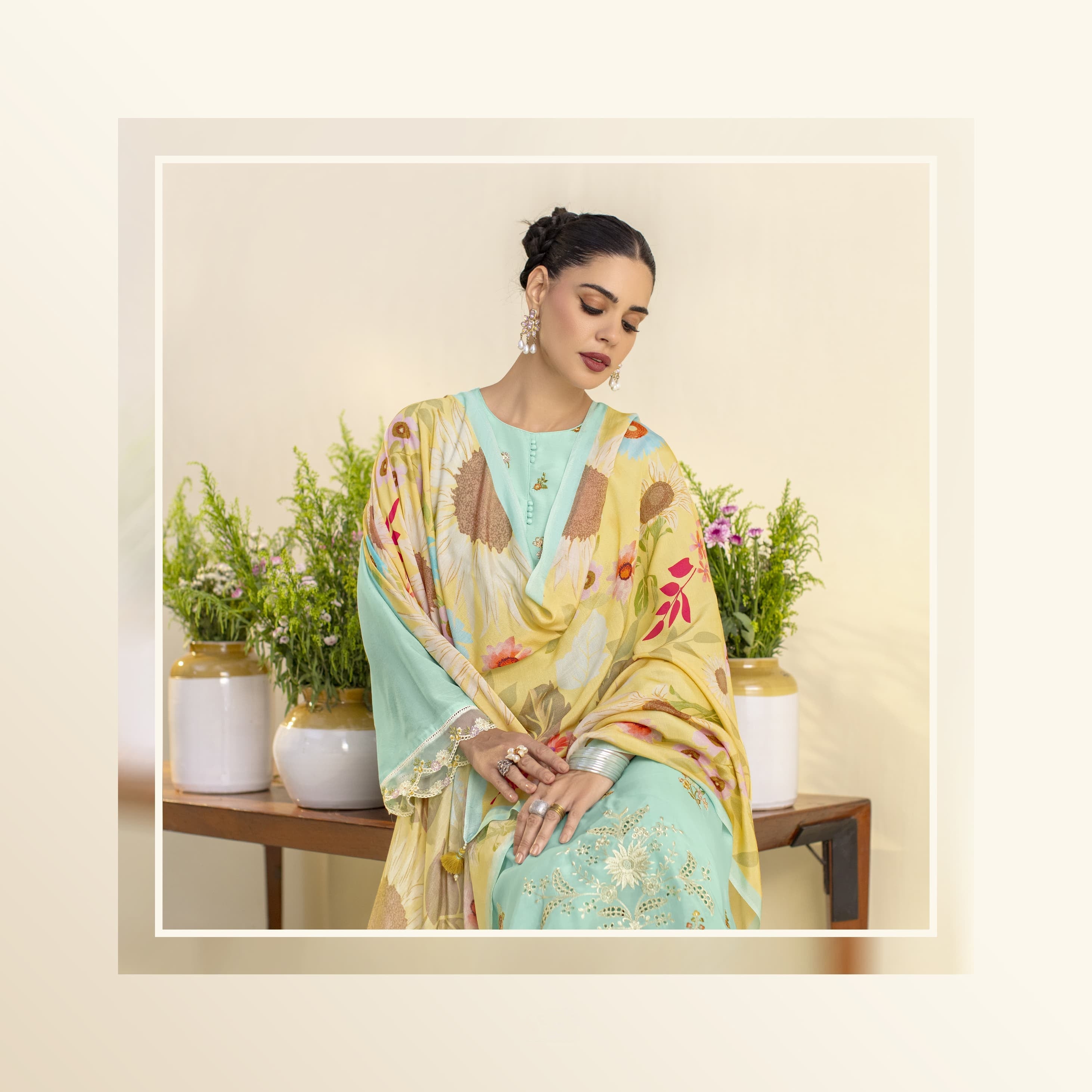 Lawn Elegance Luxury Suit LXST0028