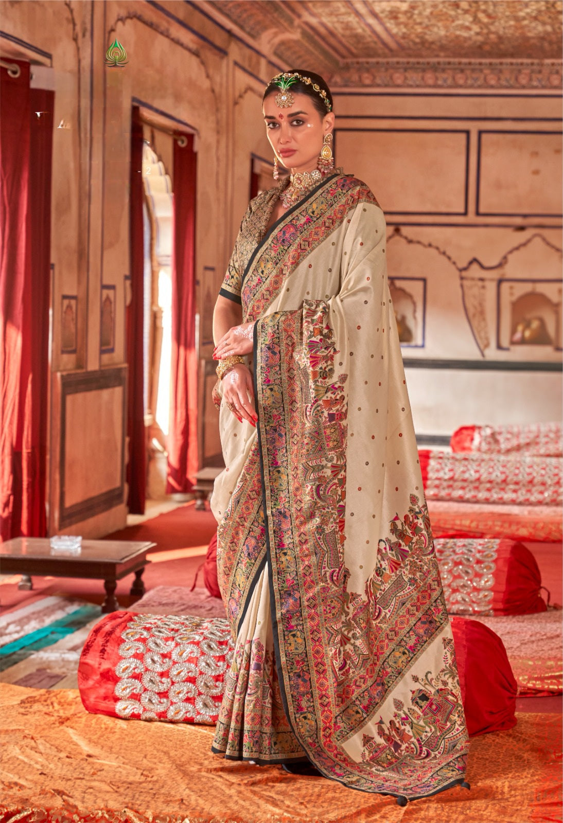 Riwaayat Handloom Silk Saree EASE0012