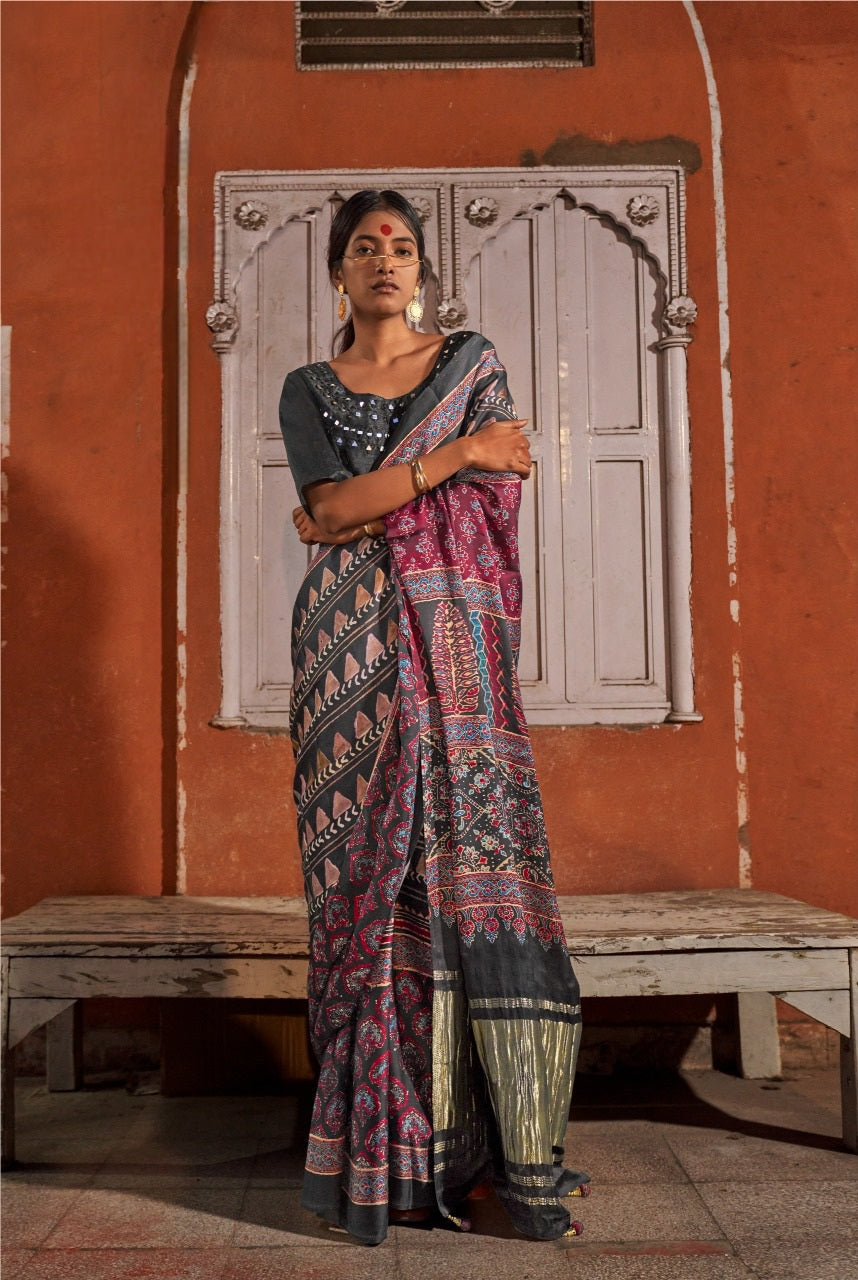 Traditional Weave Saree LXSE0037