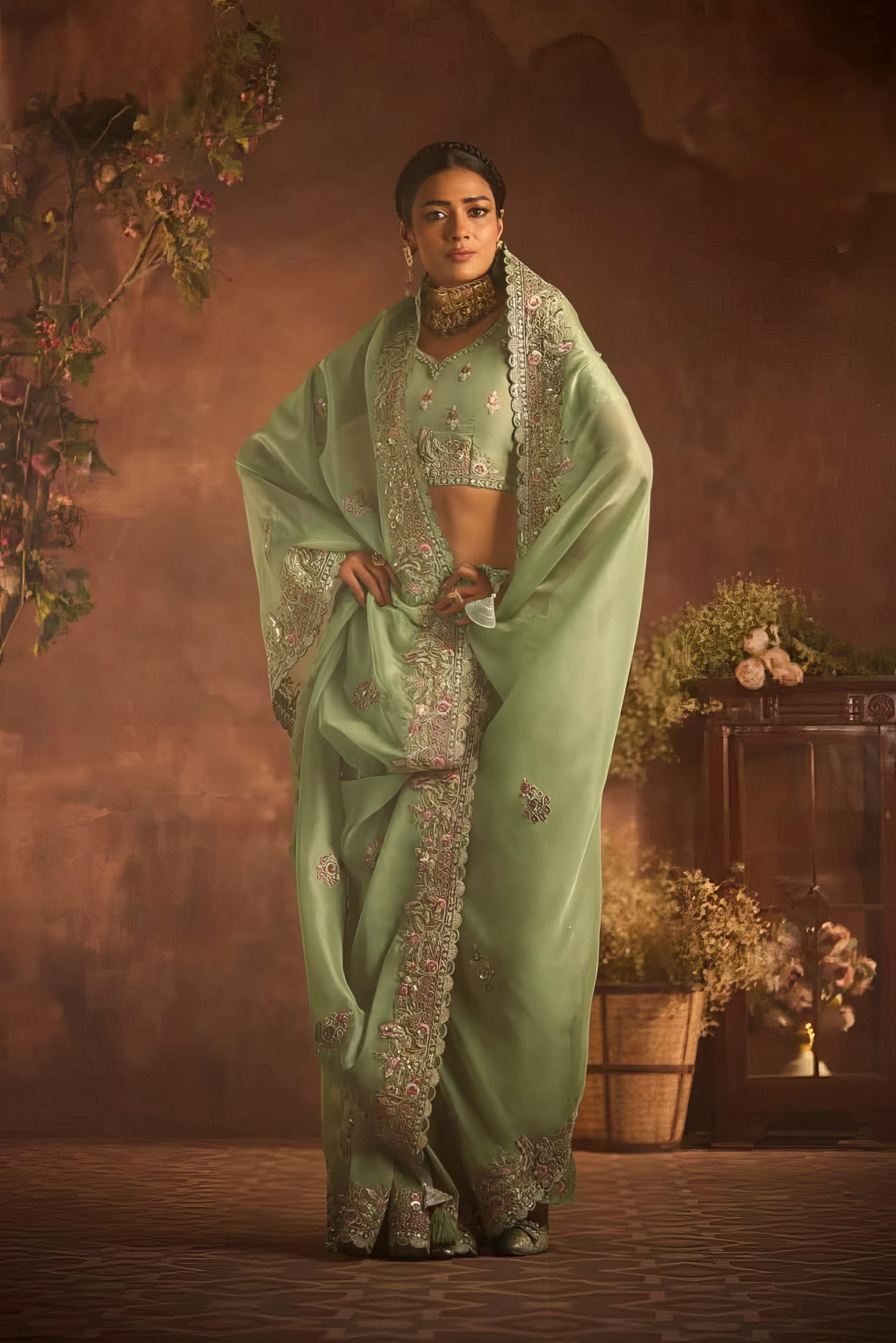 Pure Crystel Silk Heavy Embroidered Beads Work Saree LXSE0001